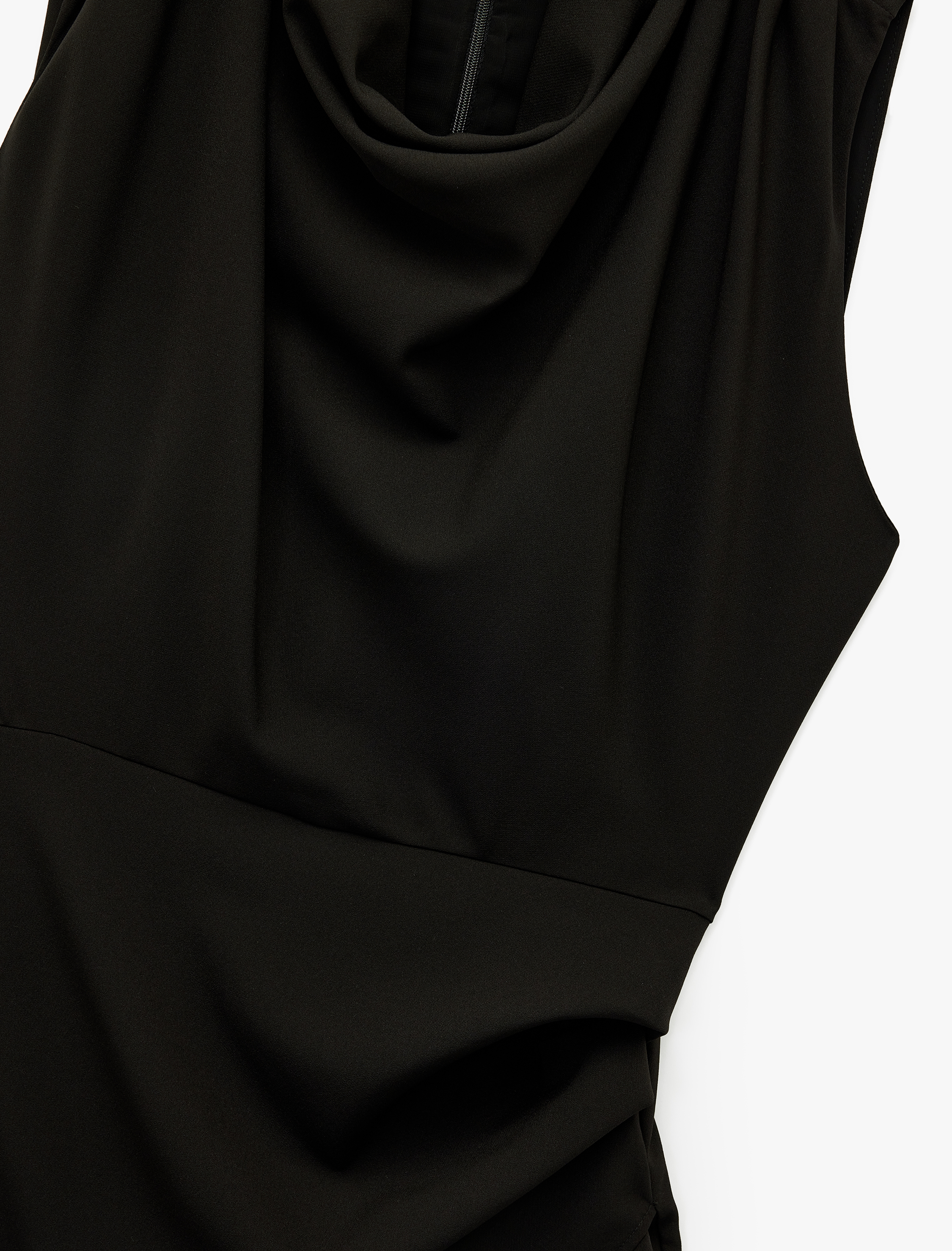   Drapeli Kolsuz Degaje Yaka Mini Elbise