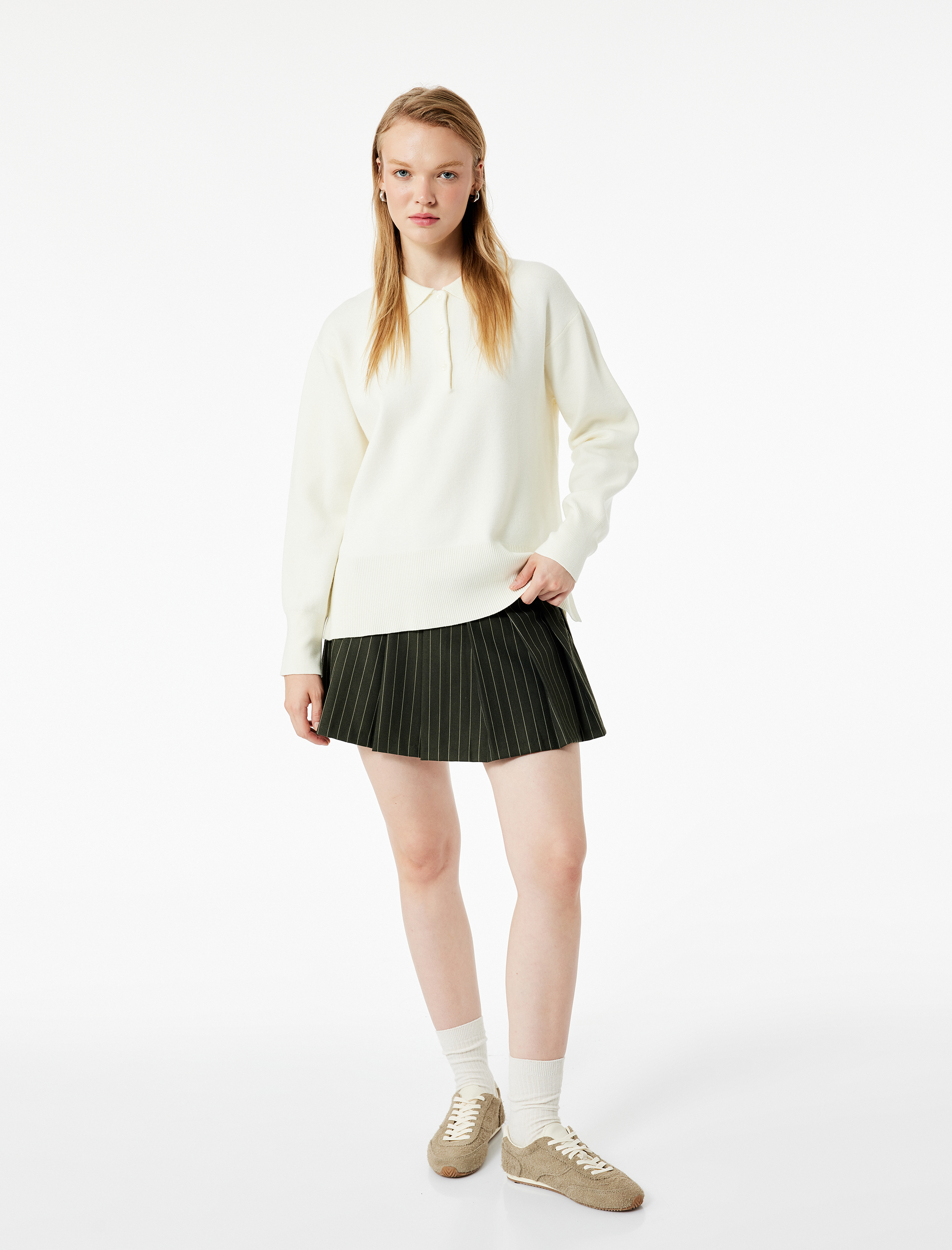   Uzun Kollu Düğme Detaylı Basic Polo Yaka Triko Kazak