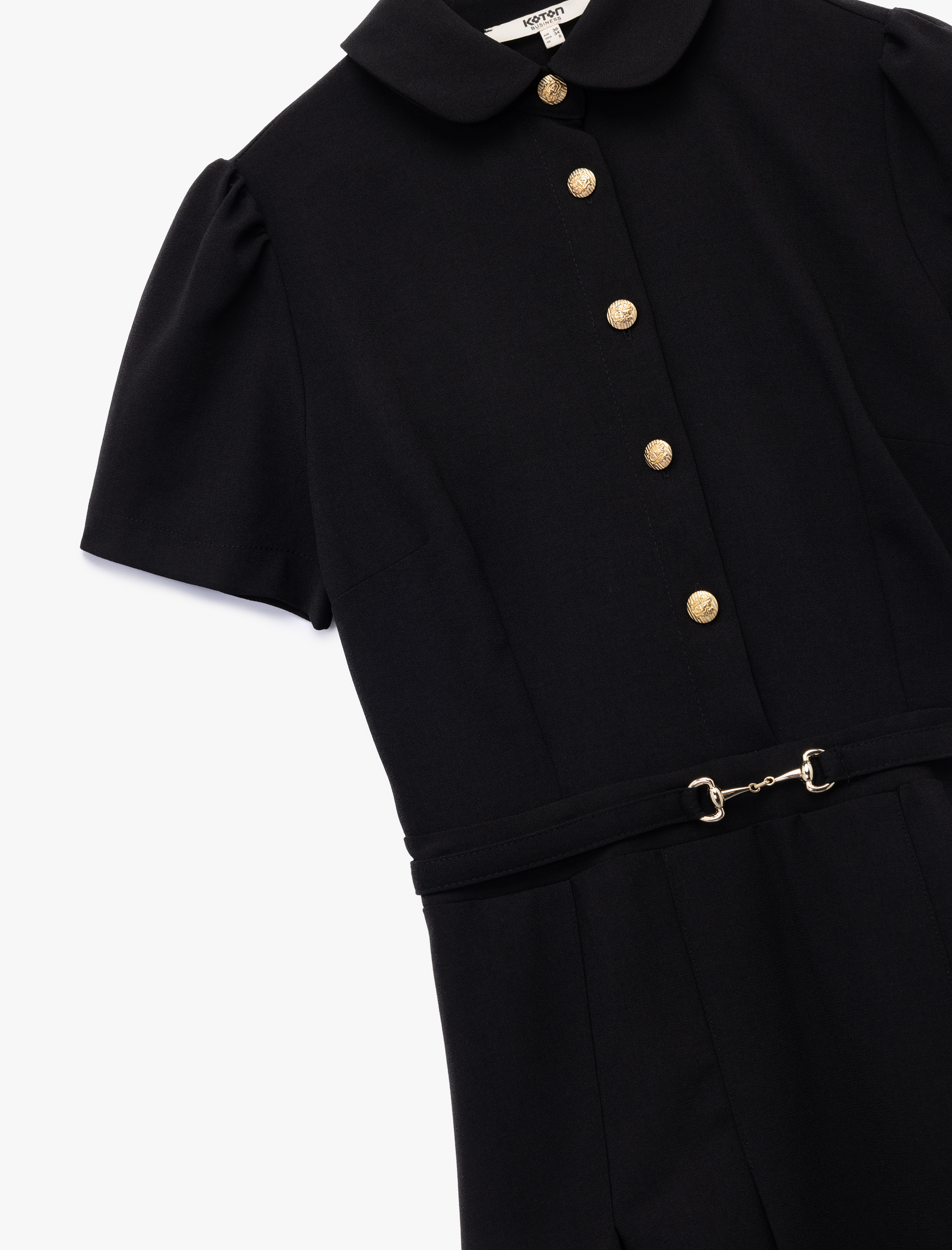   Metal Aksesuarlı Düğmeli Kısa Kollu Polo Yaka Pileli Mini Elbise