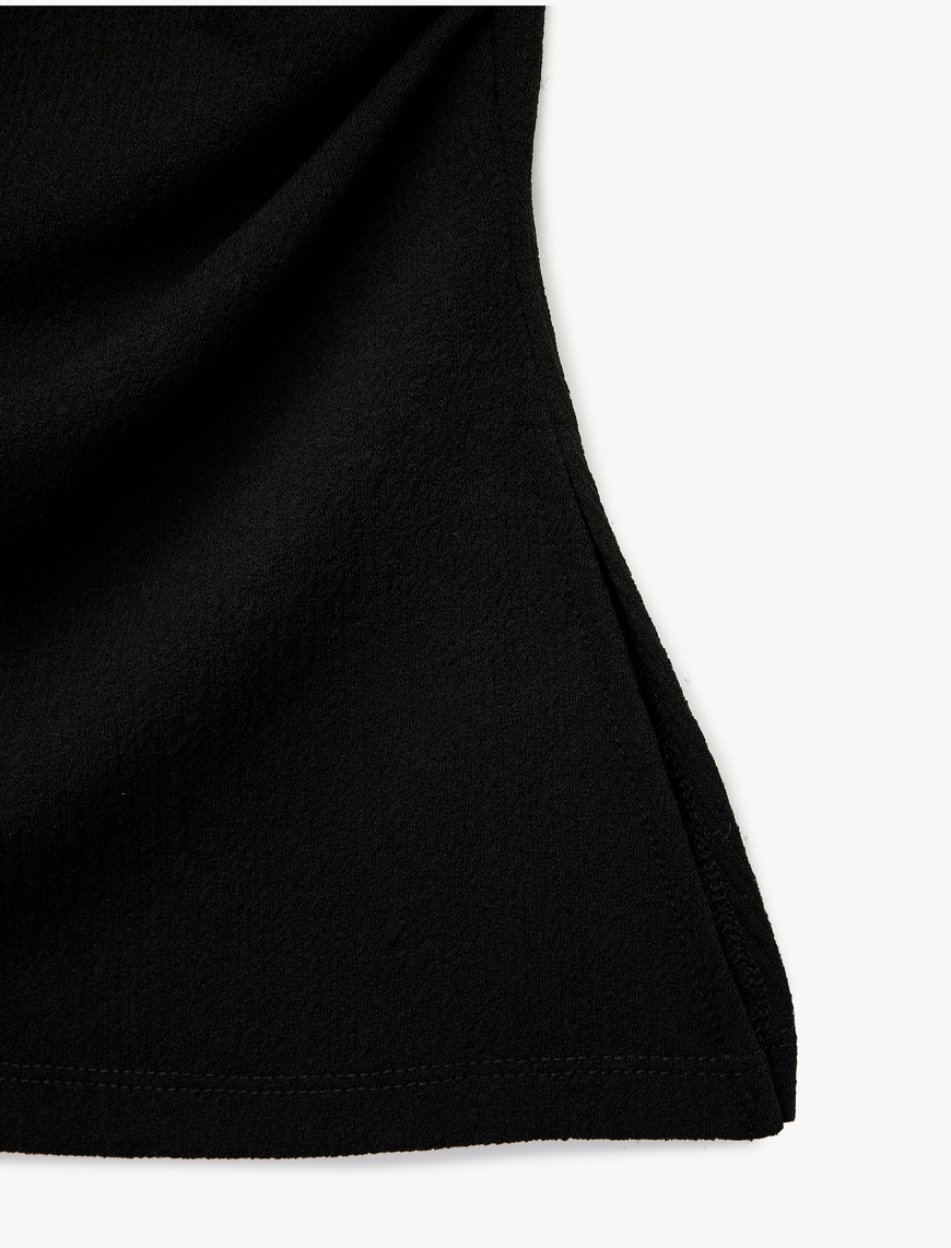   Slim Fit Kısa Kollu Bisiklet Yaka Drape Detaylı Tişört