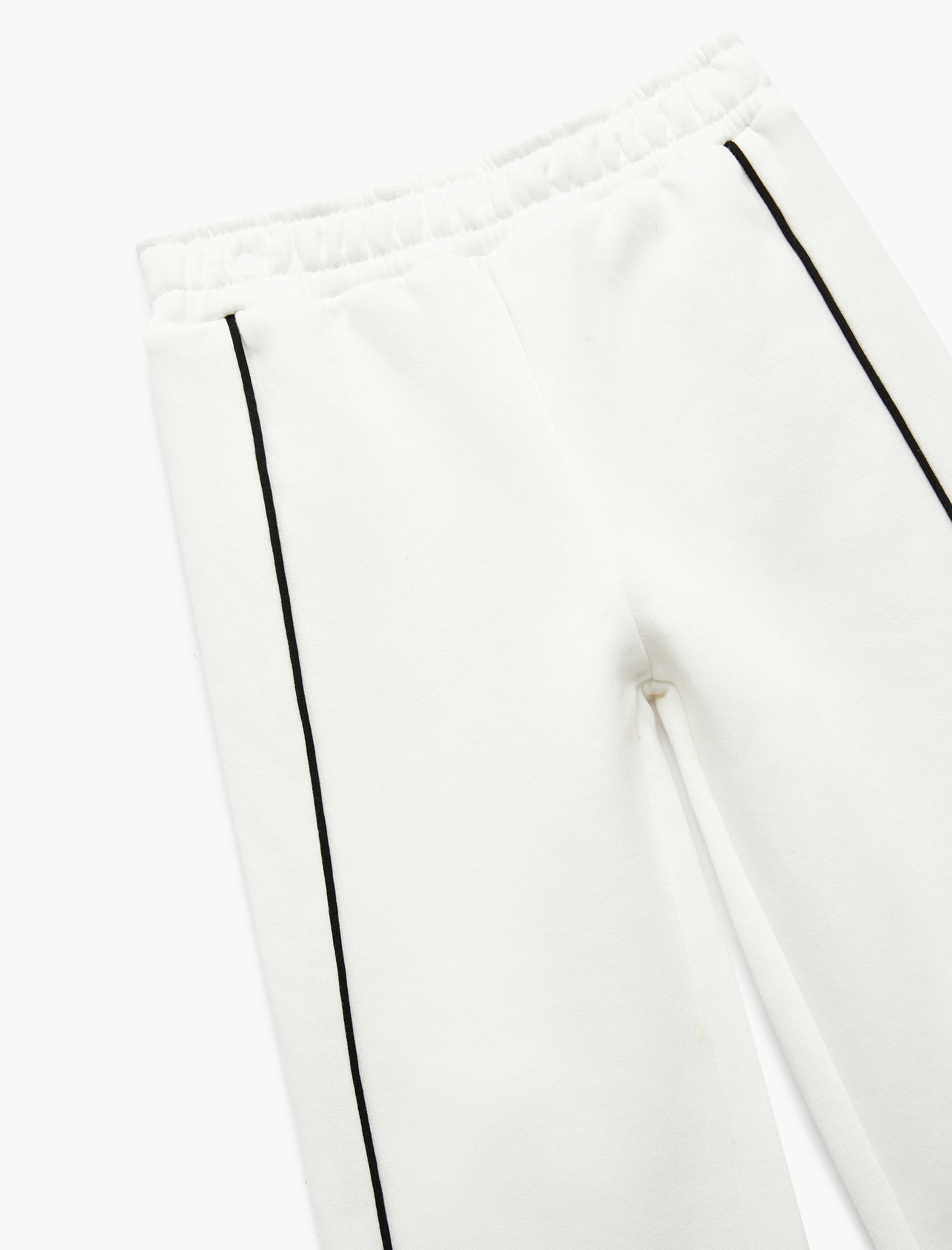  Kız Bebek Pamuklu Beli Lastikli Geniş Paça Şardonlu Eşofman Altı