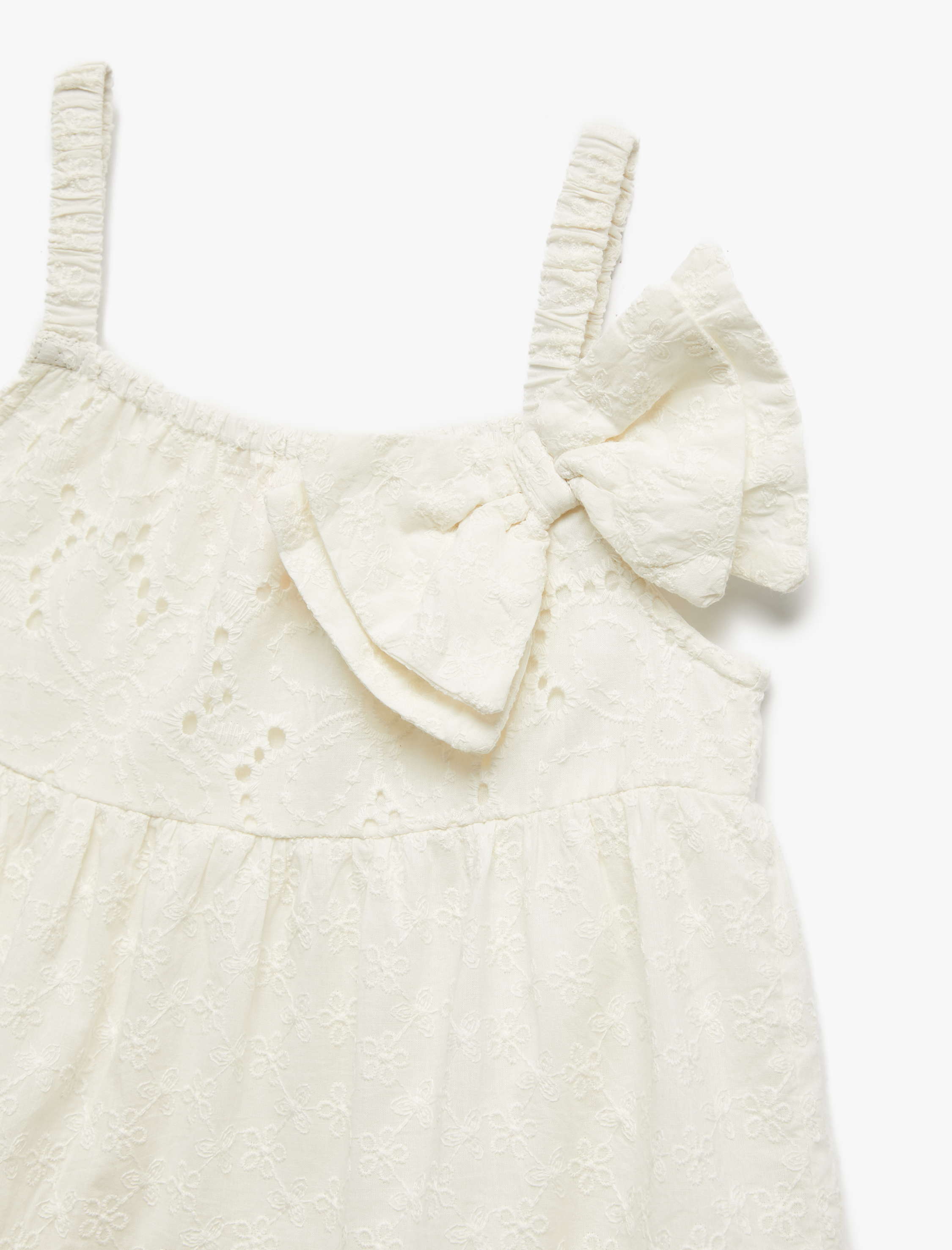  Kız Bebek Pamuklu Kare Yaka Brodeli A Kesim Fiyonklu Askılı Elbise