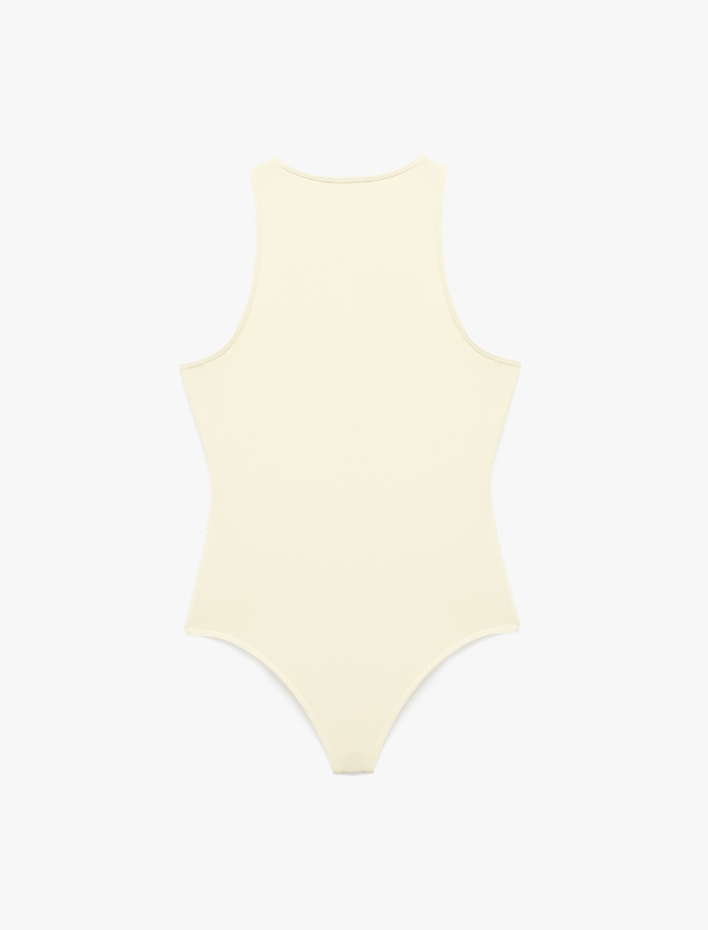  Kolsuz Bisiklet Yaka Çıtçıtlı Slim Fit Body