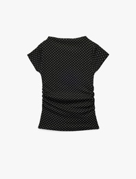 Puantiyeli Dik Yaka Kısa Kollu Slim Fit Bürümcük Drapeli Tişört