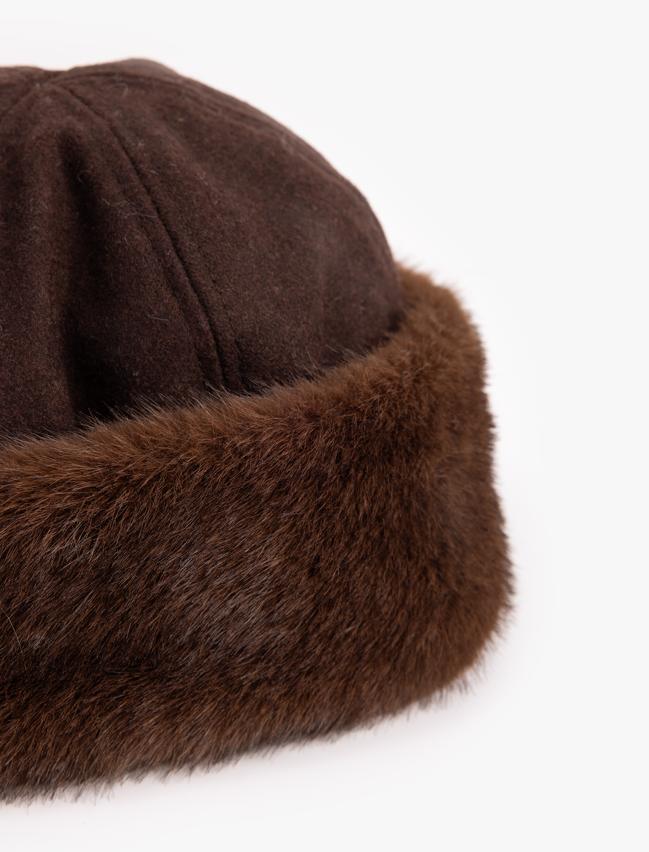  Kadın Süet Görünümlü Suni Kürk Detaylı Şapka