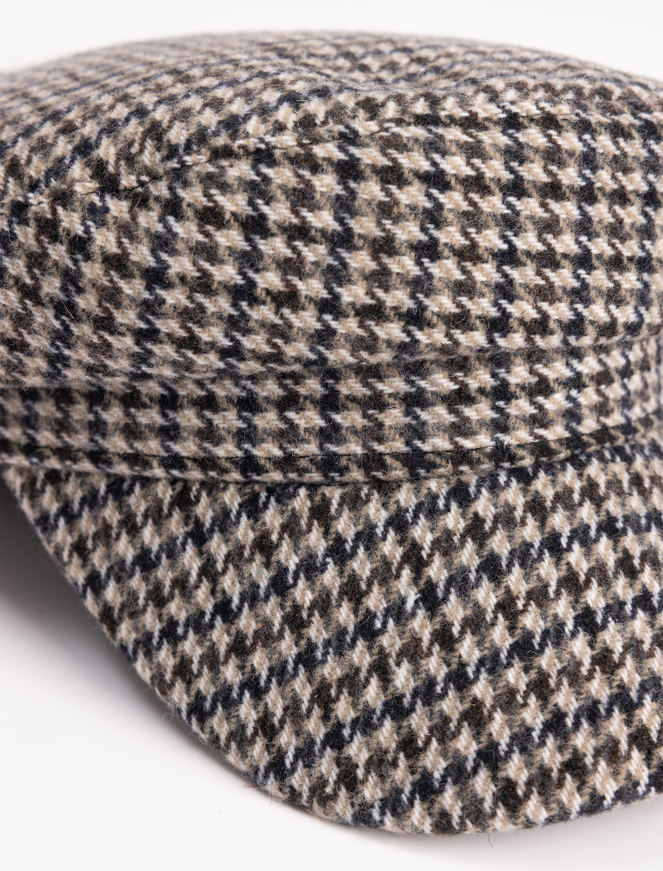  Kadın Kazayağı Desenli Kasket Şapka