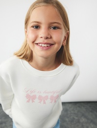 Üç İplik Uzun Kollu Bisiklet Yaka Fiyonk Baskılı Sweatshirt