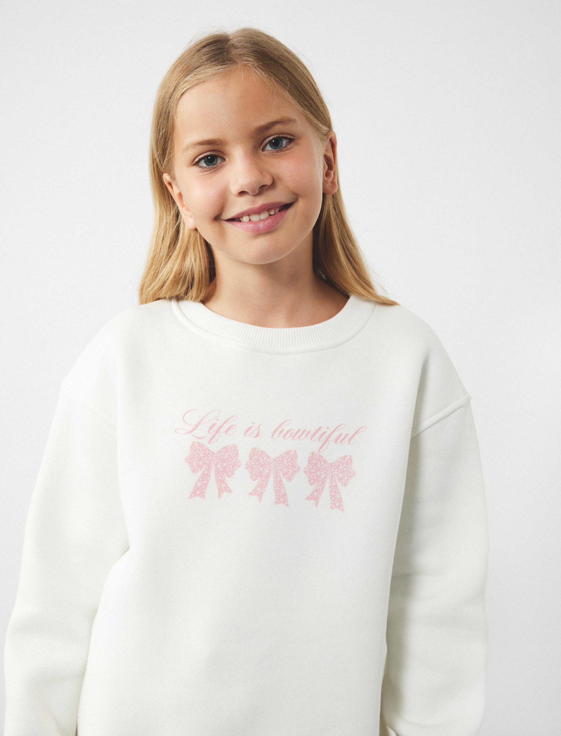  Kız Çocuk Üç İplik Uzun Kollu Bisiklet Yaka Fiyonk Baskılı Sweatshirt