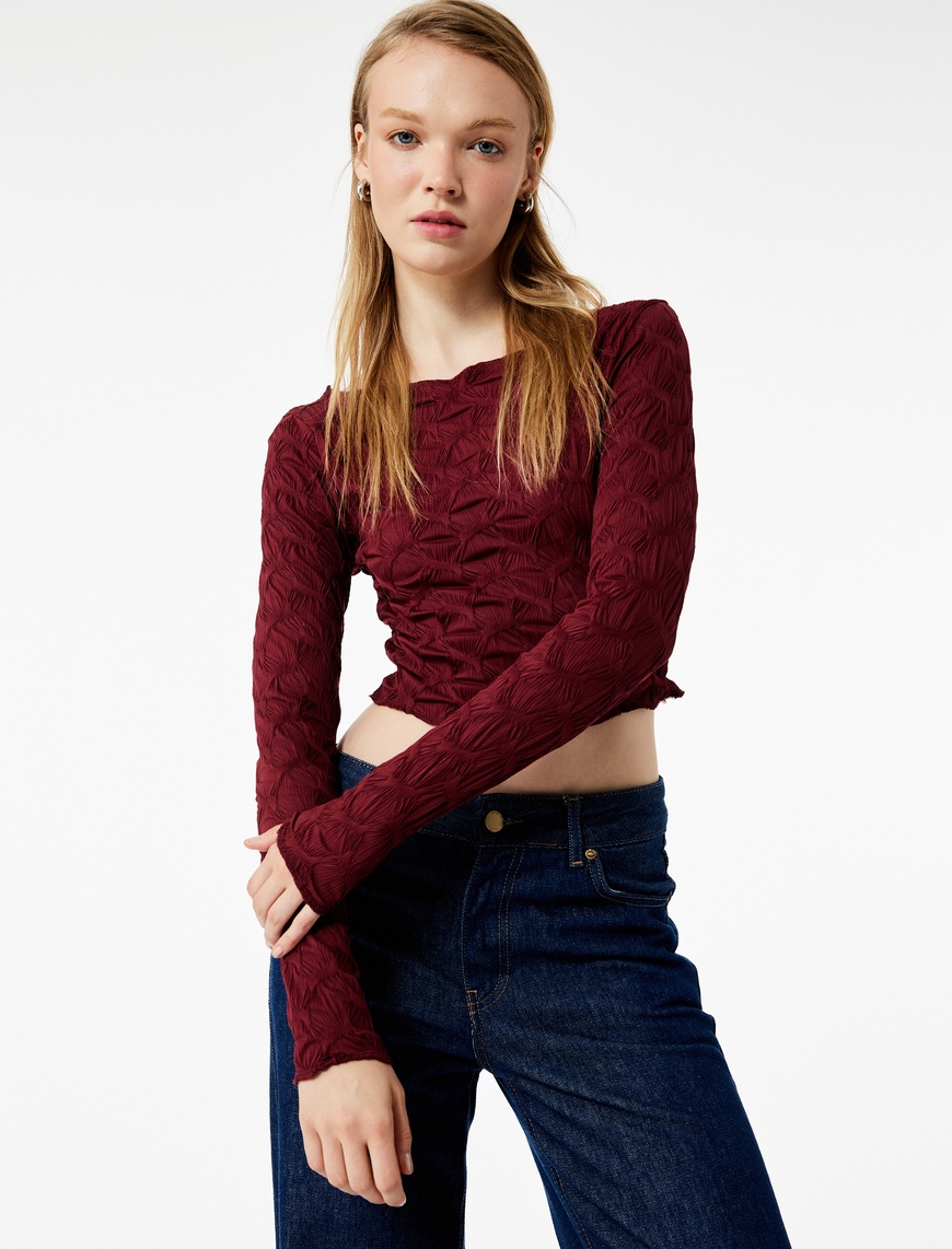   Uzun Kollu Dokulu Kayık Yaka Slim Fit Crop Tişört