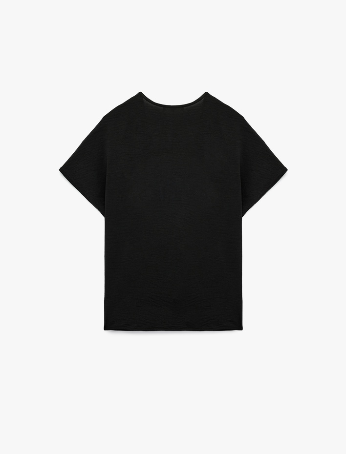  Aerobin Kumaş Bağlama Detaylı V Yaka Kruvaze Kolsuz Bluz