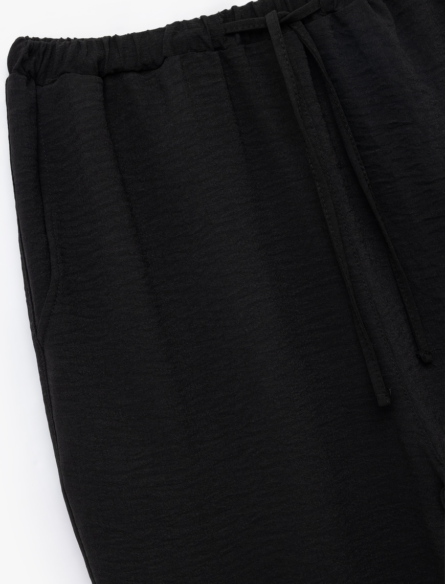   Beli Bağcıklı Regular Fit Havuç Kesim Pantolon