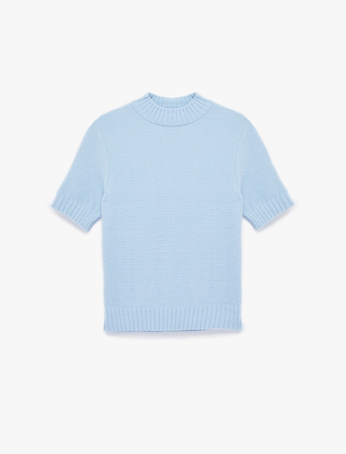  Regular Fit Kısa Kollu Dik Yaka Triko Kazak