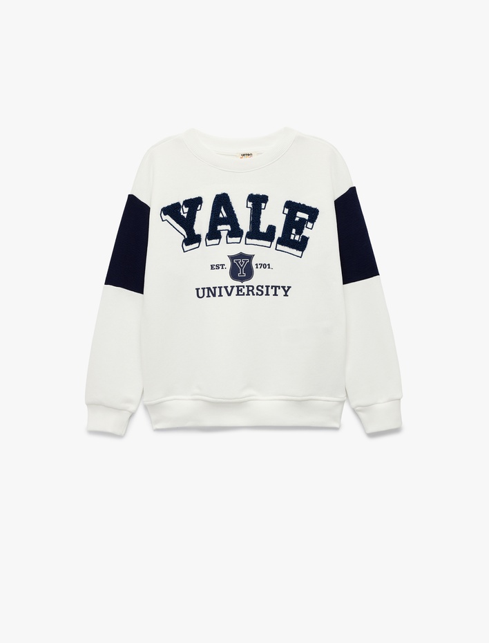 Erkek Çocuk Uzun Kollu Rahat Kesim Bisiklet Yaka Şardonlu Nakışlı Lisanslı Yale Sweatshirt