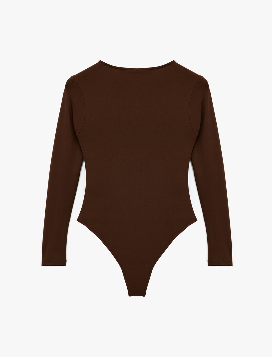   Kare Yaka Uzun Kollu Slim Fit Çıtçıtlı Body