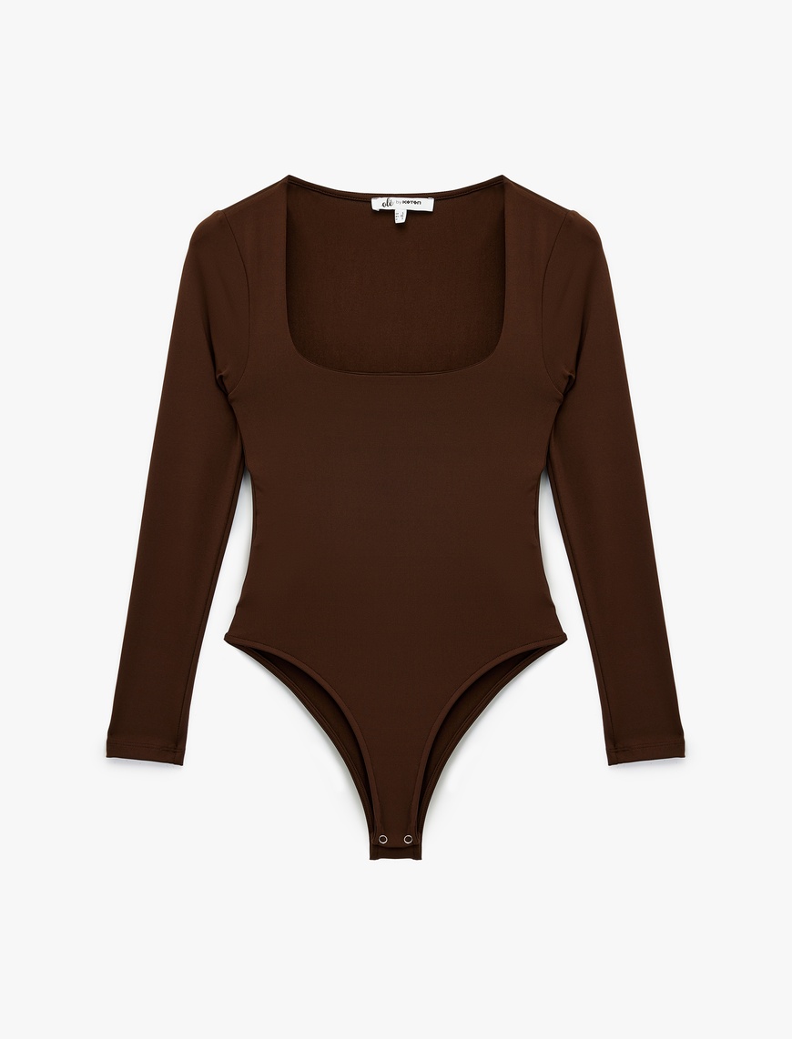   Kare Yaka Uzun Kollu Slim Fit Çıtçıtlı Body