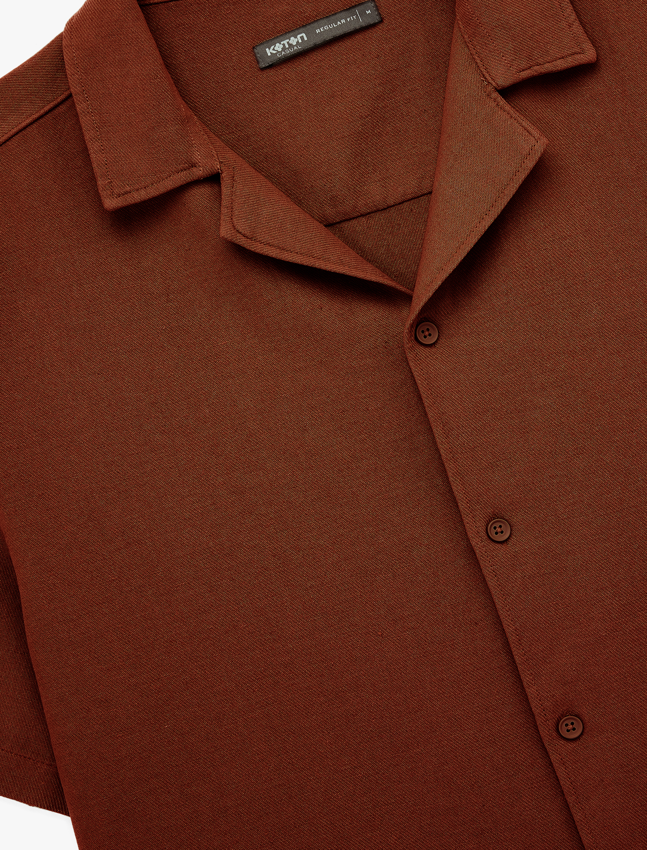   Regular Fit Keten Karışımlı Kısa Kollu Apaş Yaka Gömlek