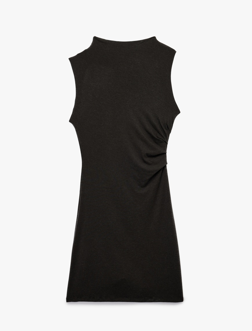   Slim Fit Drape Detaylı Dik Yaka Kolsuz Mini Kalem Elbise