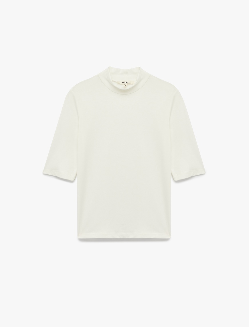   Slim Fit Pamuklu 3/4 Kol Dik Yaka Tişört