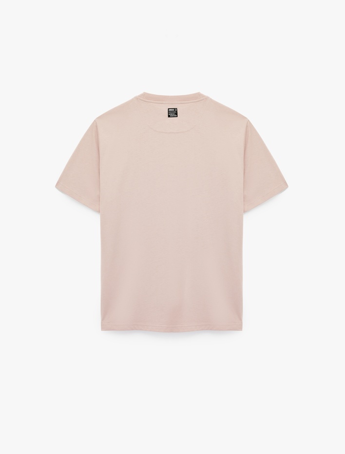  Regular Fit Kısa Kollu Etiket Detaylı Bisiklet Yaka Pamuklu Baskılı Tişört