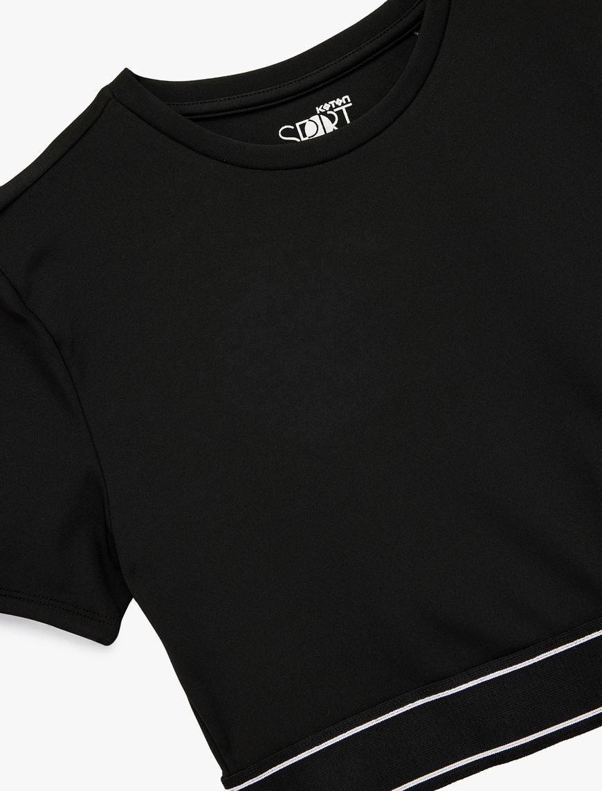   Slim Fit Kısa Kollu Bisiklet Yaka Lastik Detaylı Spor Tişört