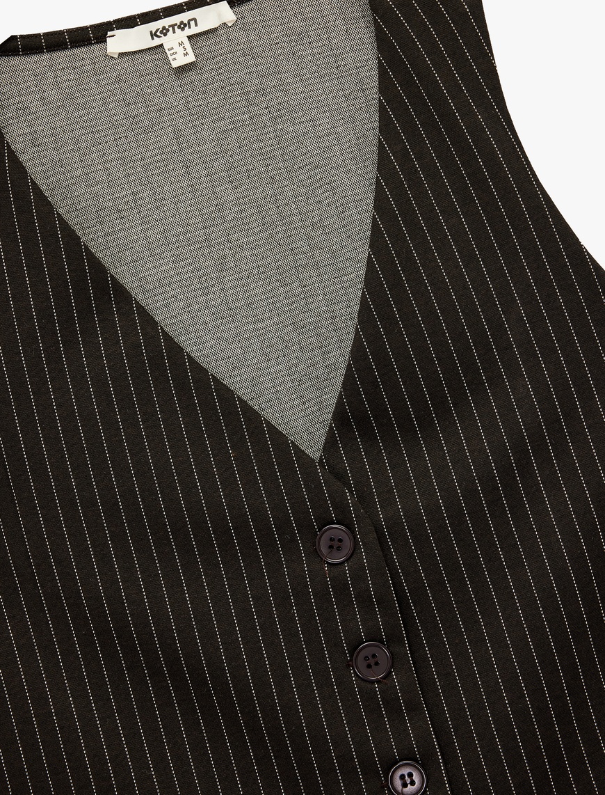   Slim Fit Düğmeli V Yaka Kolsuz Yelek