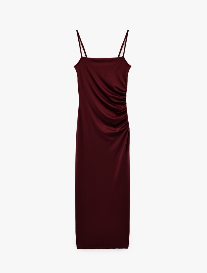  Slim Fit Yırtmaç Detaylı Drapeli İnce Askılı Kalem Elbise