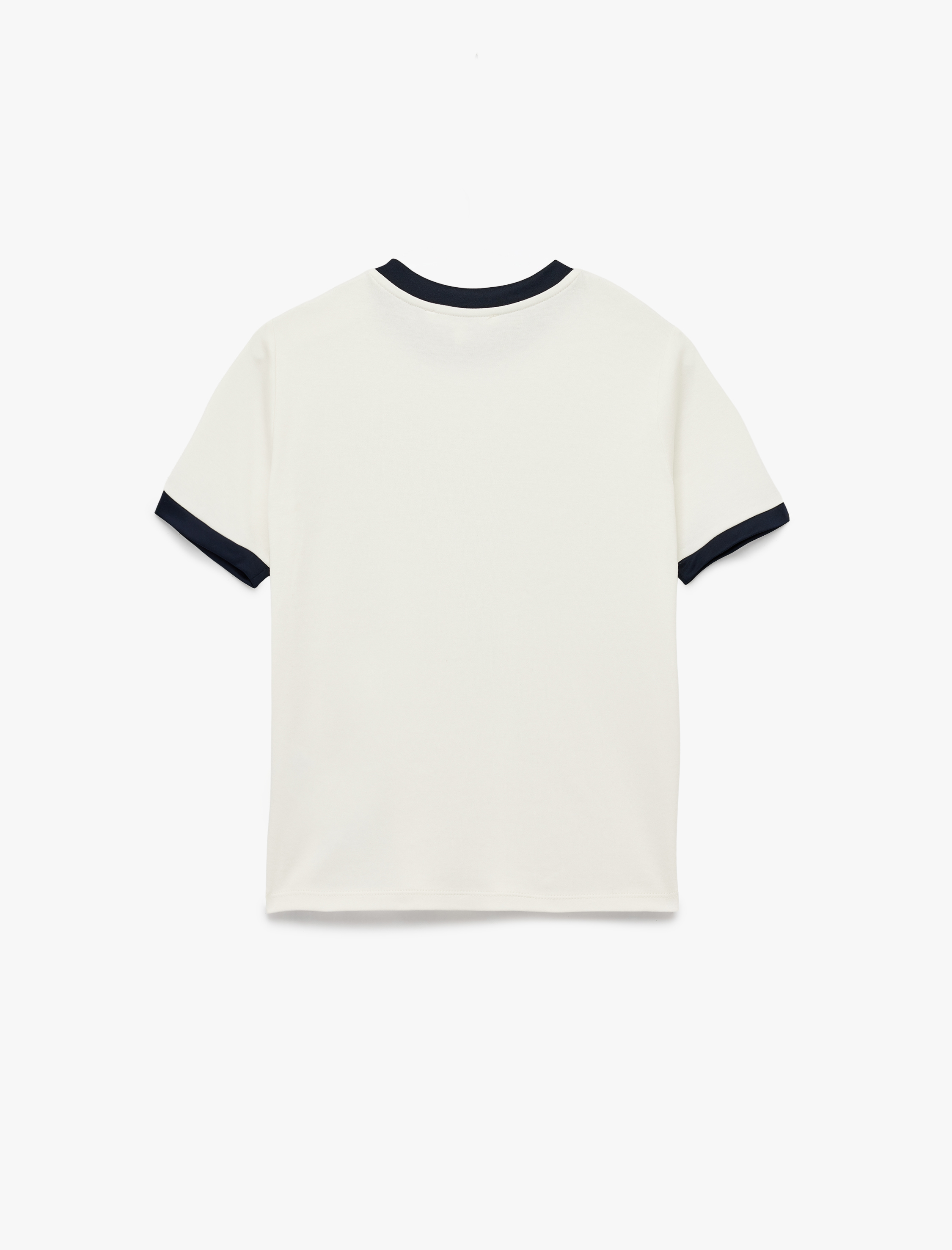   Kontrast Detaylı Kısa Kollu Bisiklet Yaka Düğmeli Tişört