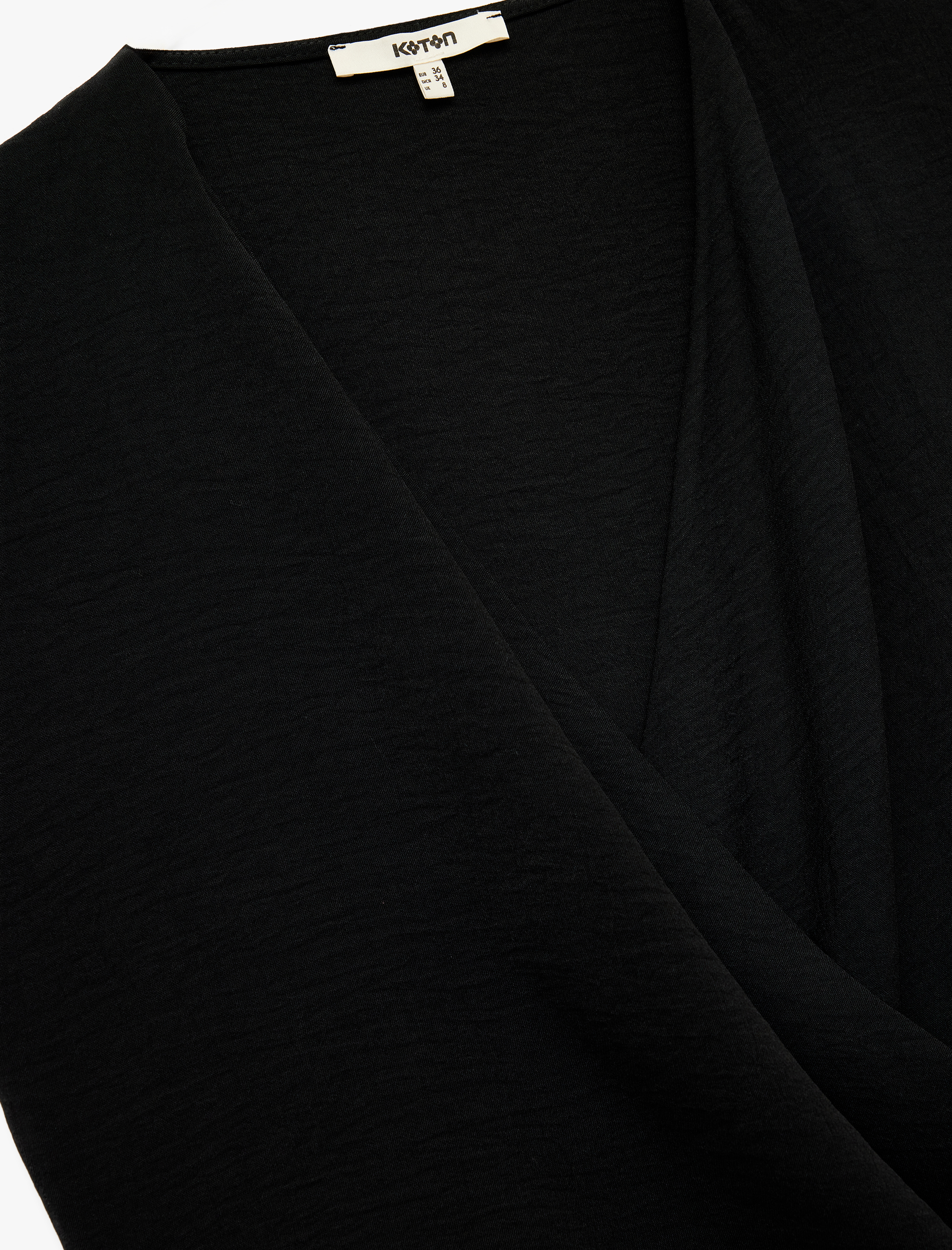   Aerobin Kumaş Kruvaze Kolsuz Bluz