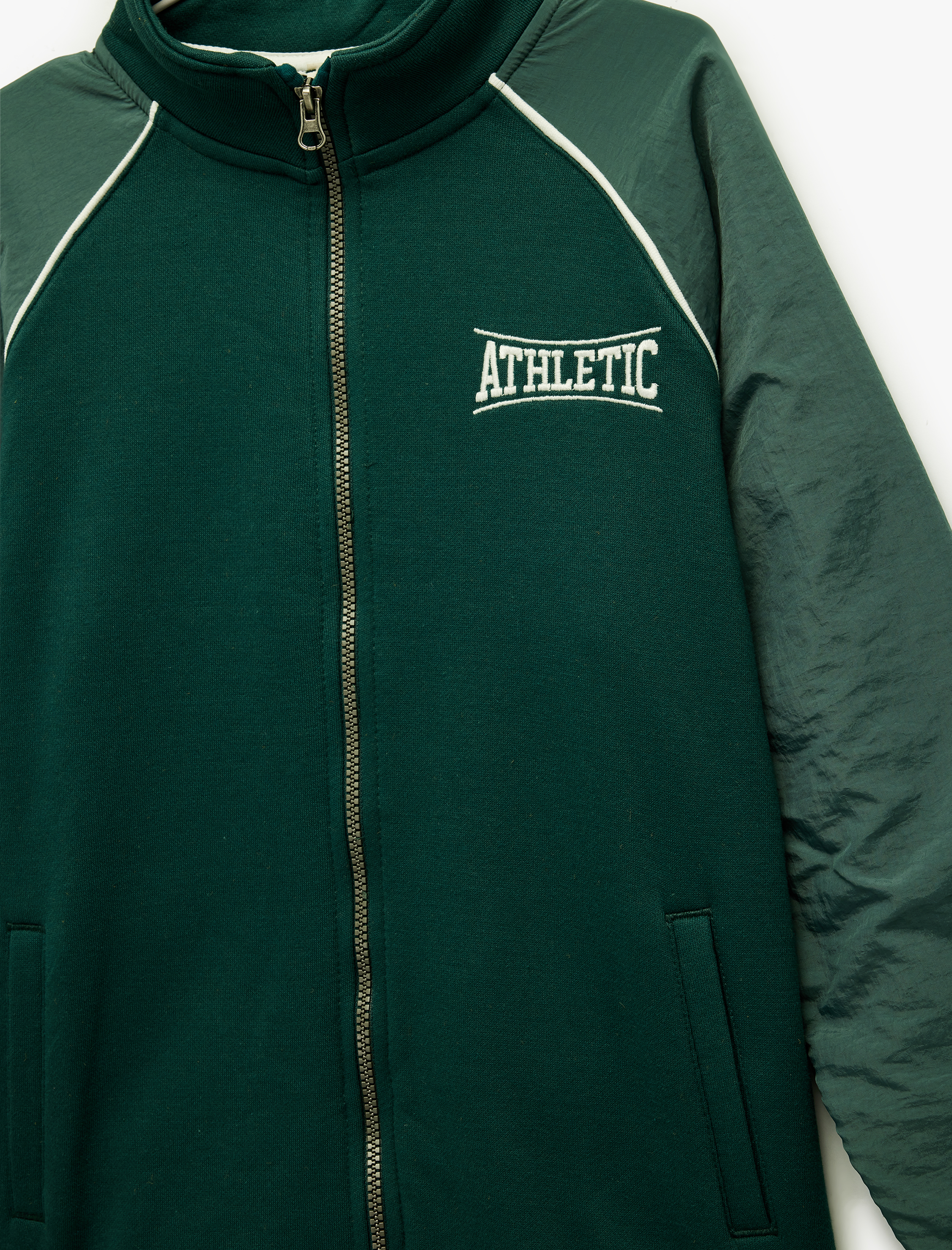  Erkek Çocuk Dik Yaka Uzun Kollu Şardonlu Fermuarlı Sweatshirt