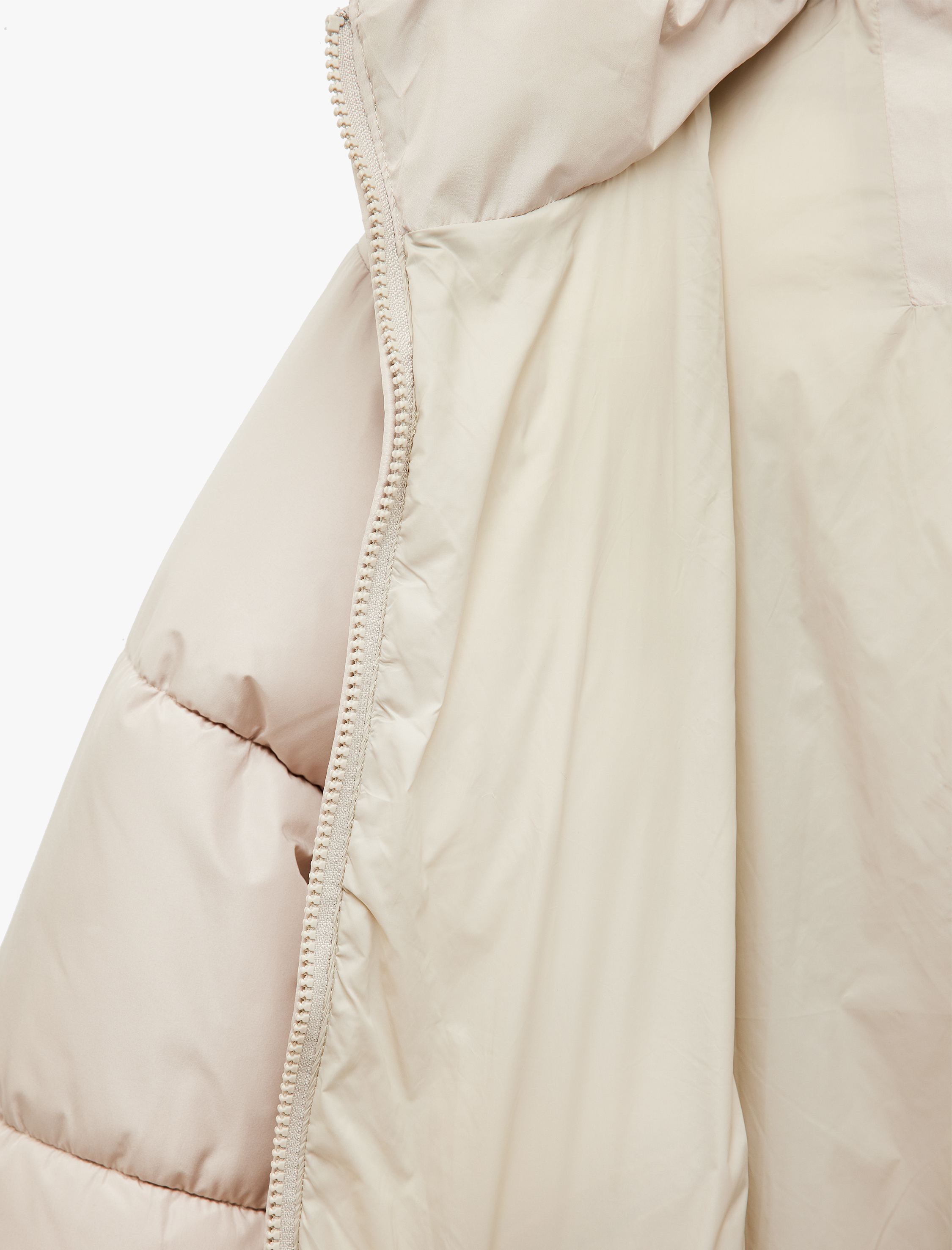   Su İtici Uzun Kollu Cepli Fermuarlı Kapüşonlu Kısa Şişme Mont