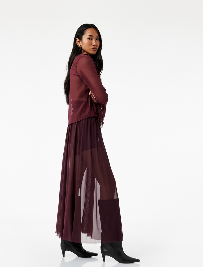  Gipeli Fiyonk Detaylı Astarlı Uzun Tül Etek