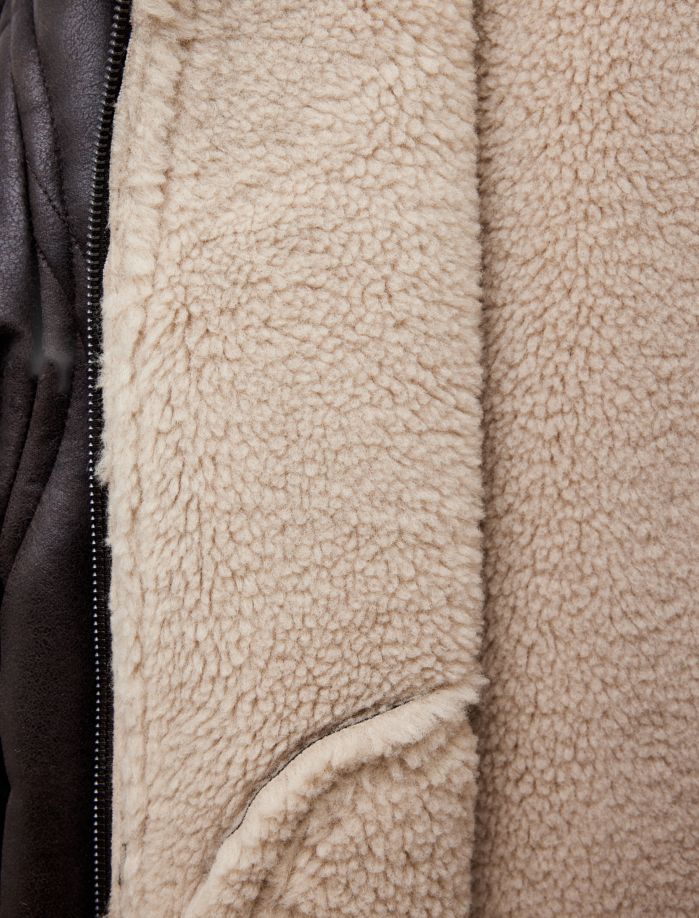   Kapüşonlu İçi Suni Kürklü Fermuarlı Cepli Suni Deri Ceket