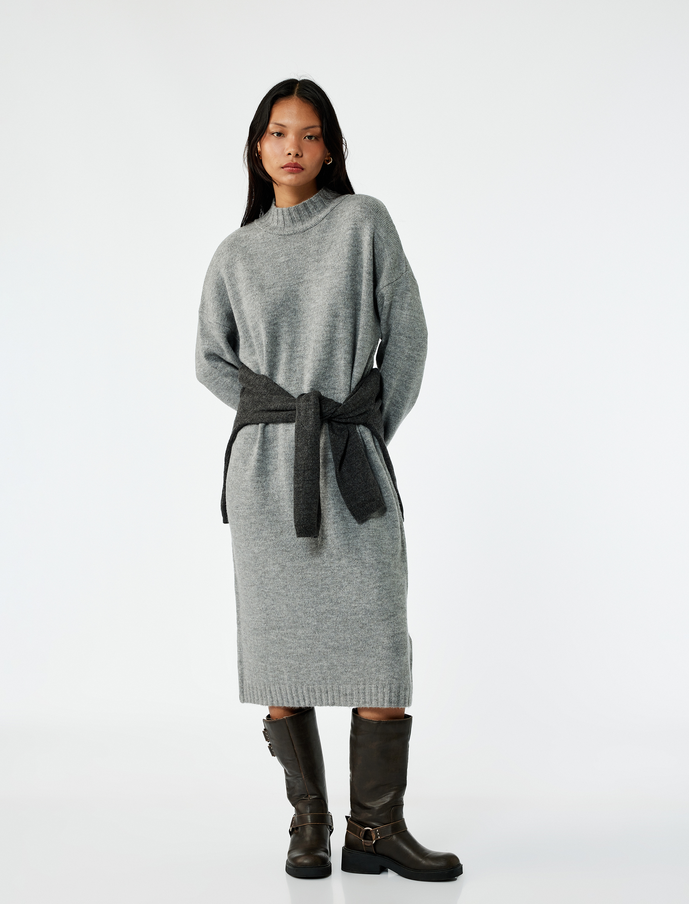   Dik Yaka Uzun Kollu Triko Midi Elbise