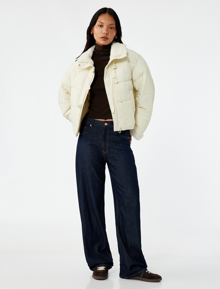  Uzun Kollu Suni Kürk Yaka Fermuarlı Cepli Kapitone Ceket