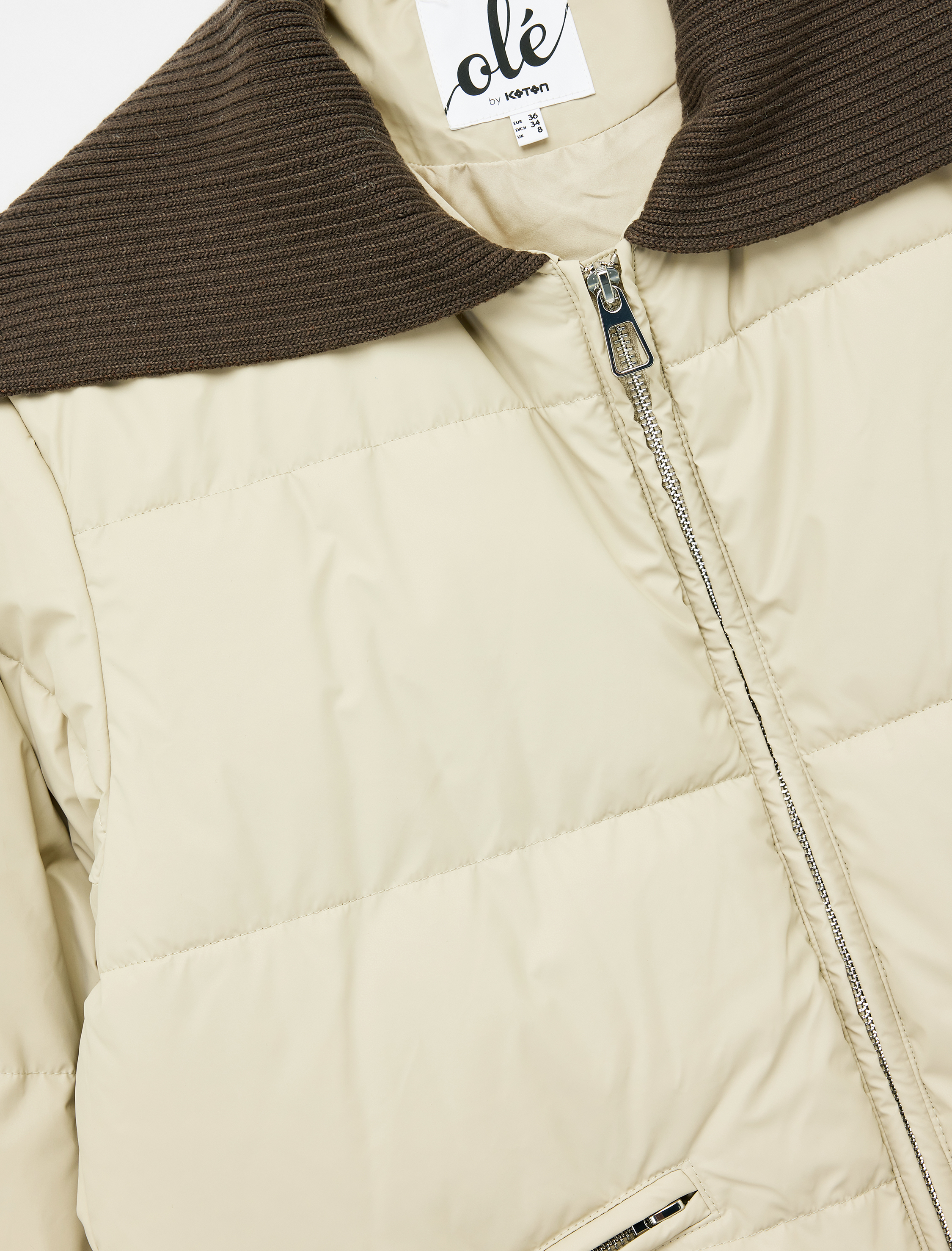   Yaka Detaylı Fermuarlı Cepli Oversize Kapitone Ceket