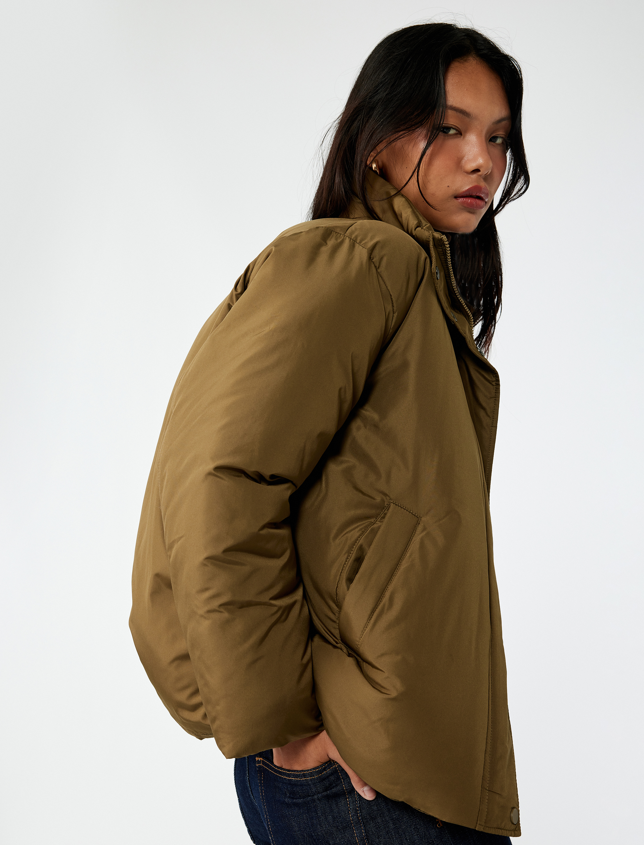   Dik Yaka Çıtçıt Düğmeli Cepli Uzun Kollu Rahat Kalıp Anorak Ceket