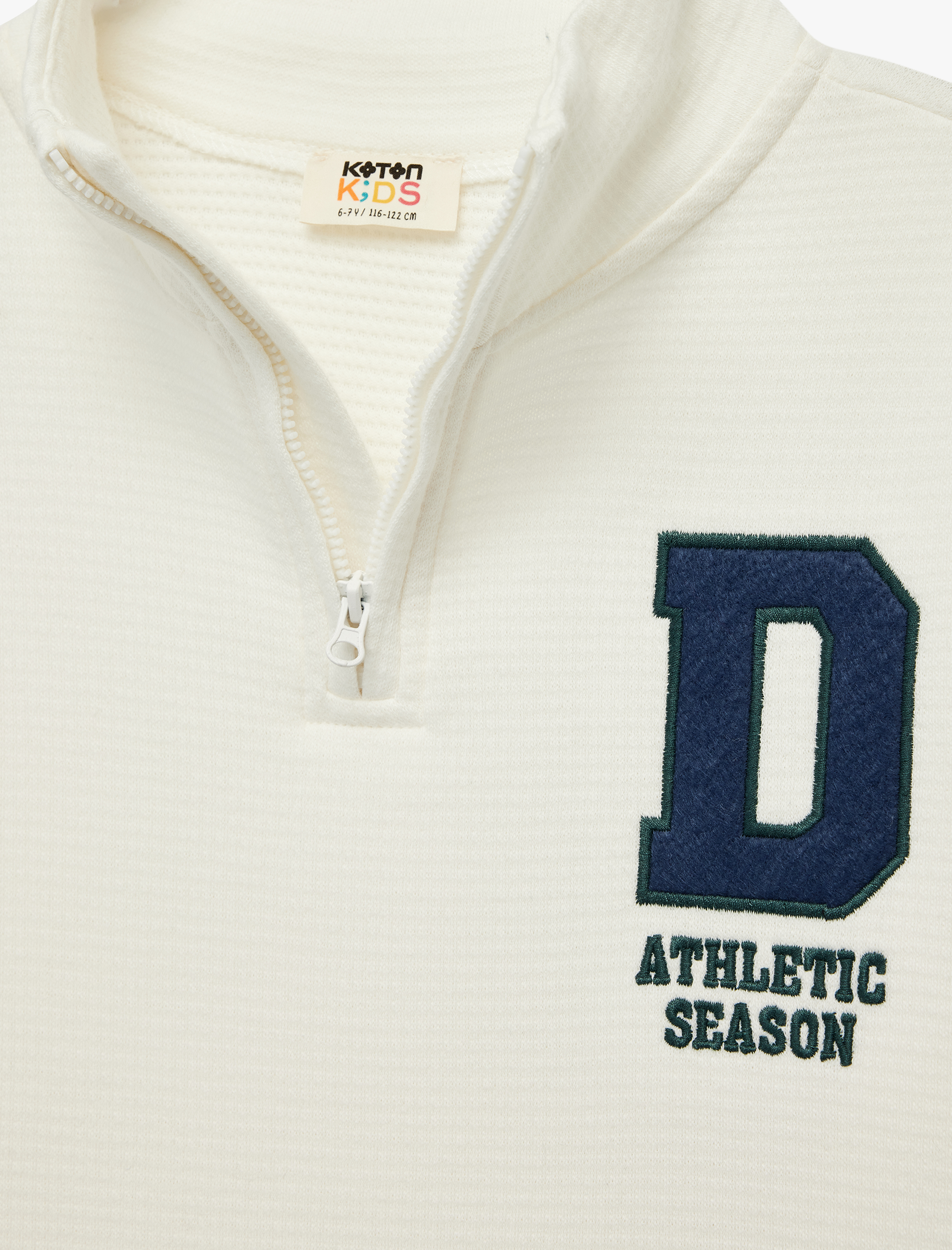  Erkek Çocuk Pamuklu Dik Yaka Uzun Kollu Nakışlı Yarım Fermuarlı Sweatshirt