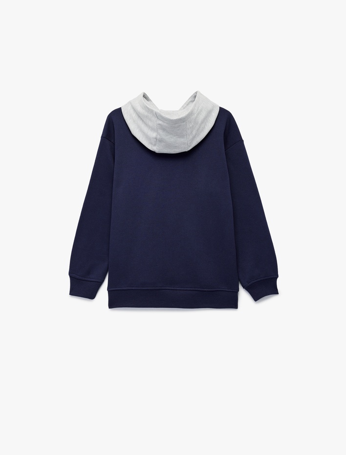 Erkek Çocuk Lisanslı Kapşonlu Uzun Kollu Şardonlu Baskılı Sweatshirt