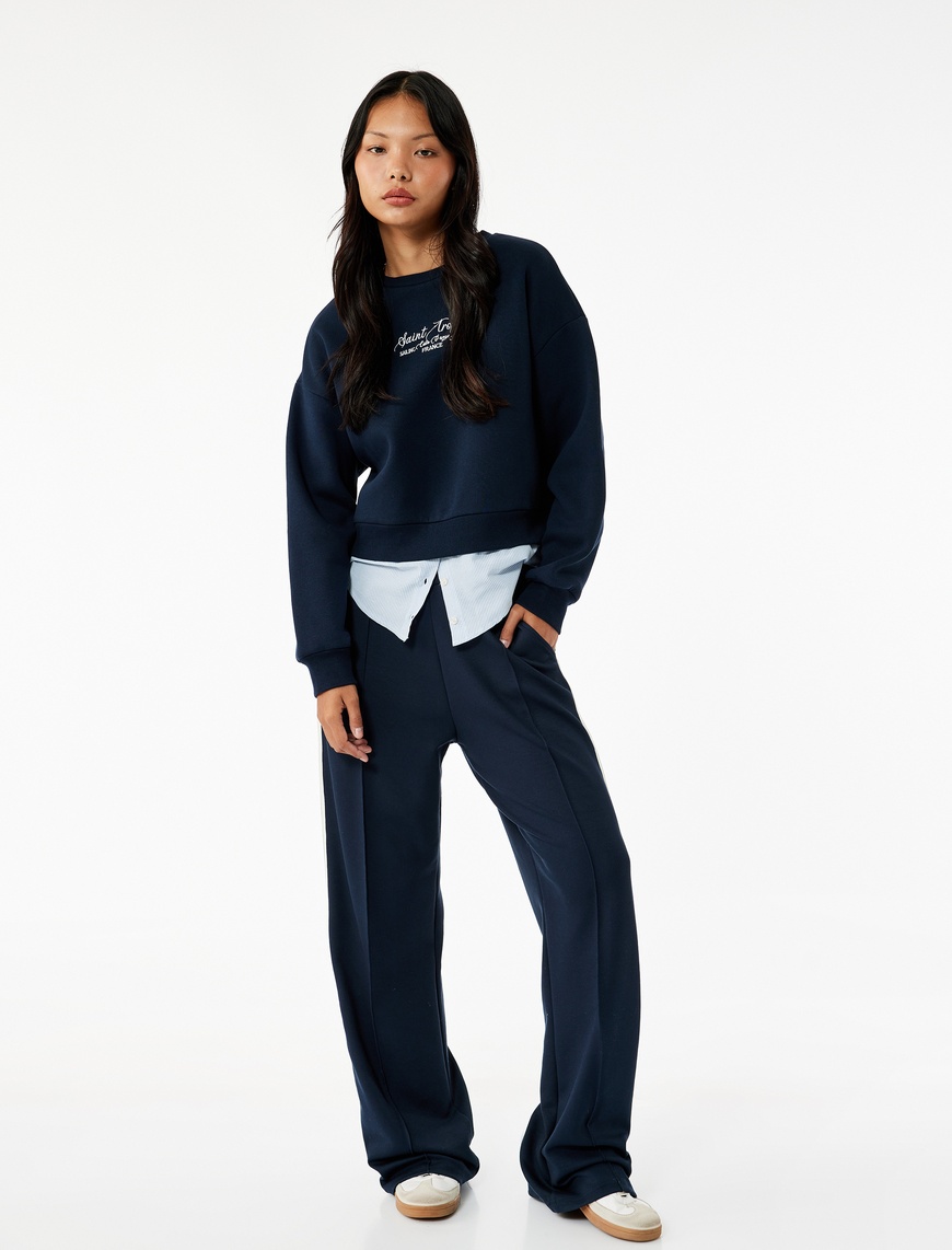   Uzun Kollu Bisiklet Yaka Nakışlı Şardonlu Oversize Sweatshirt