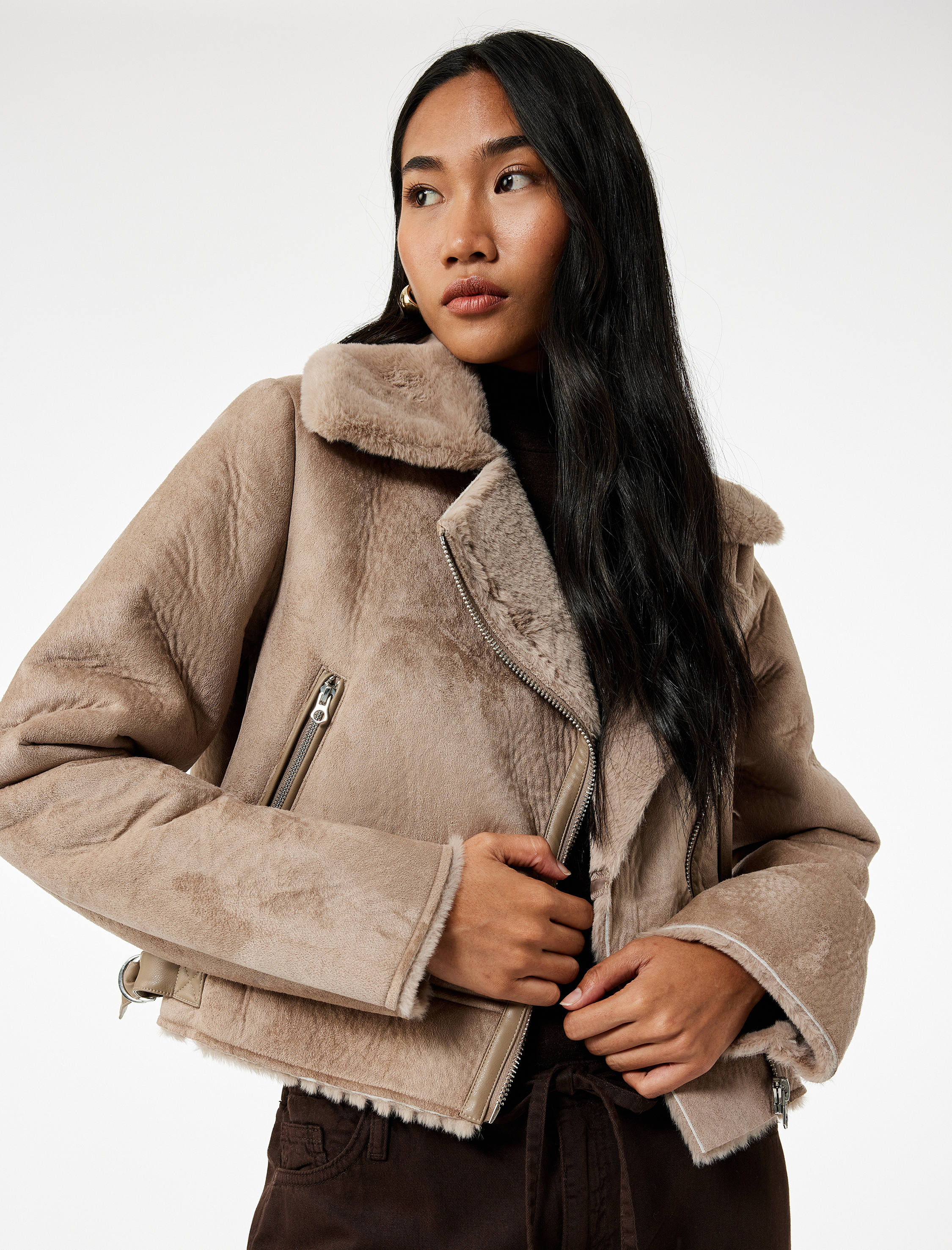   Kruvaze Yaka Uzun Kollu Fermuarlı Cepli Suni Kürk Yaka Crop Suni Süet Ceket