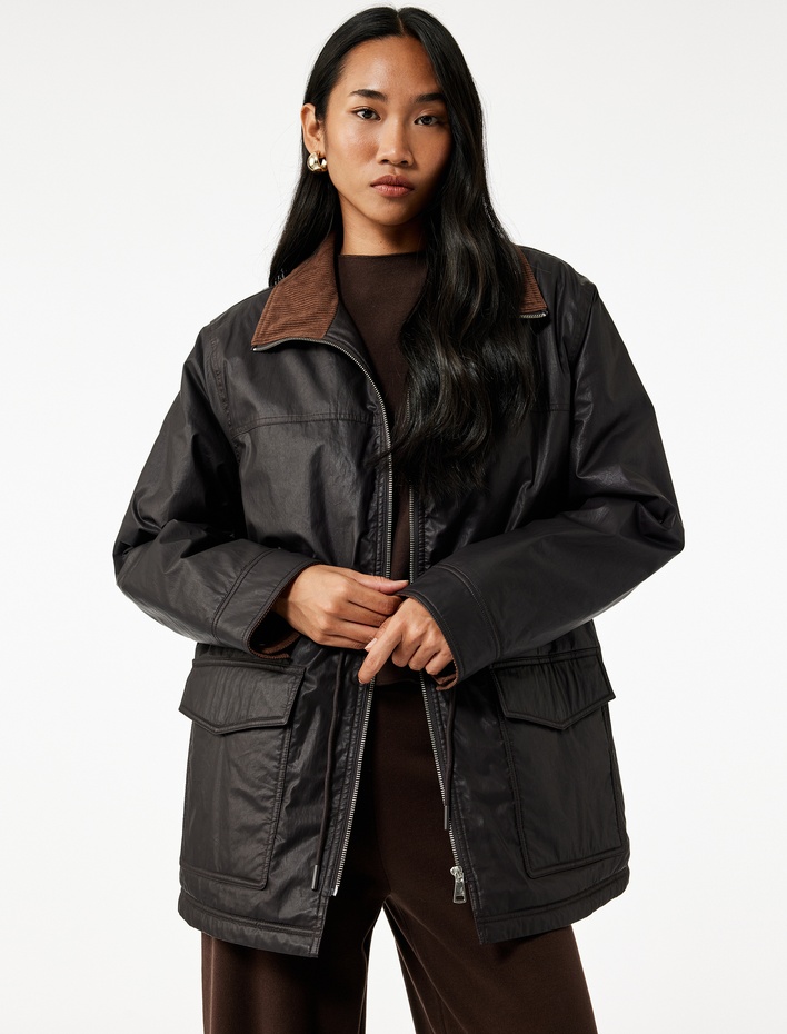  Koton X Sima Tarkan - Uzun Kollu Cepli Fermuarlı Su İtici Ceket