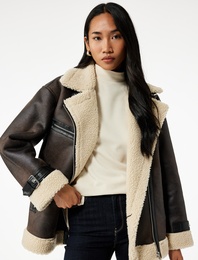 Peluş Yaka Astarlı Uzun Kollu Cepli Fermuarlı Deri Görünümlü Ceket