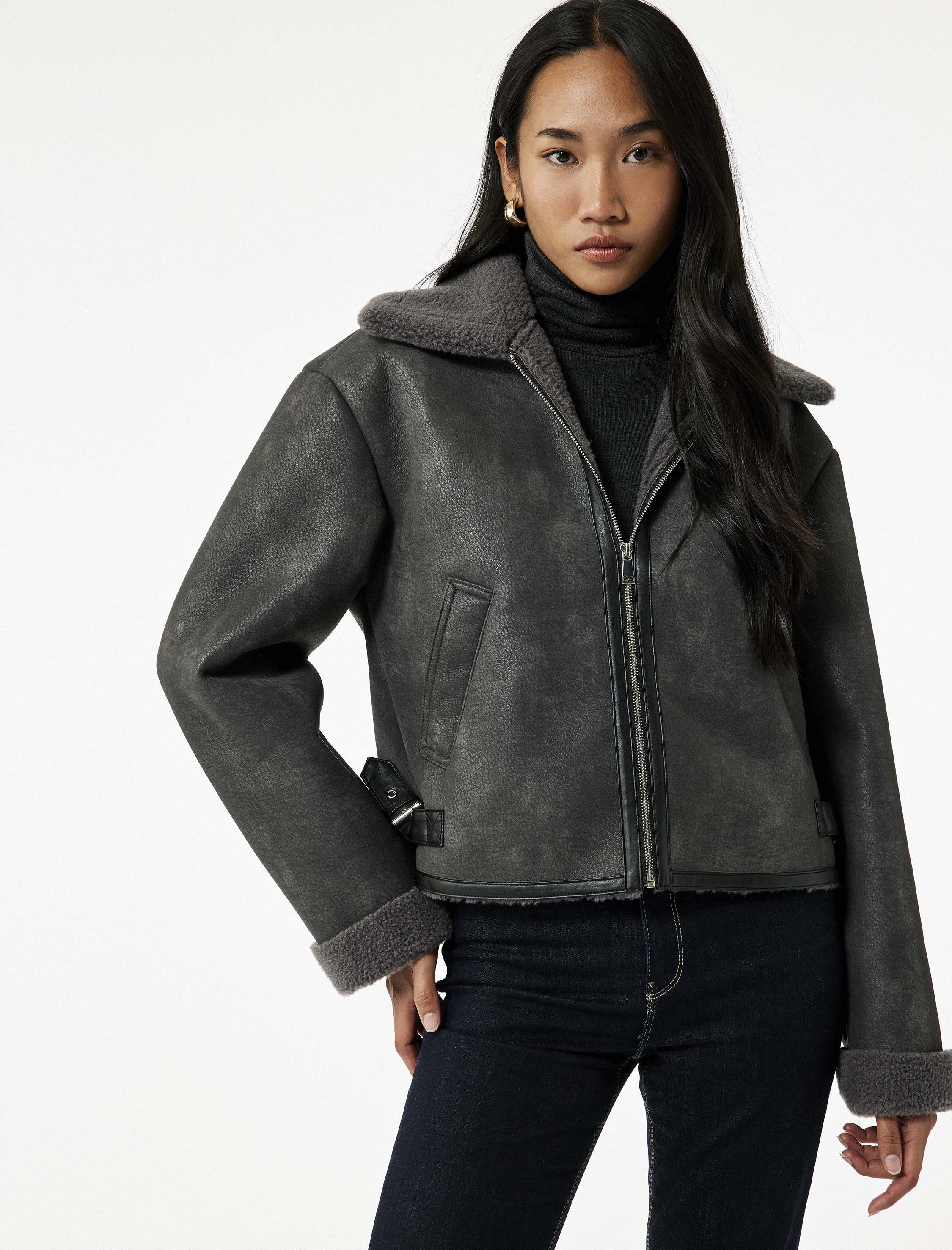   Uzun Kollu Fermuarlı Crop Peluş Yaka Süet Görünümlü Biker Ceket