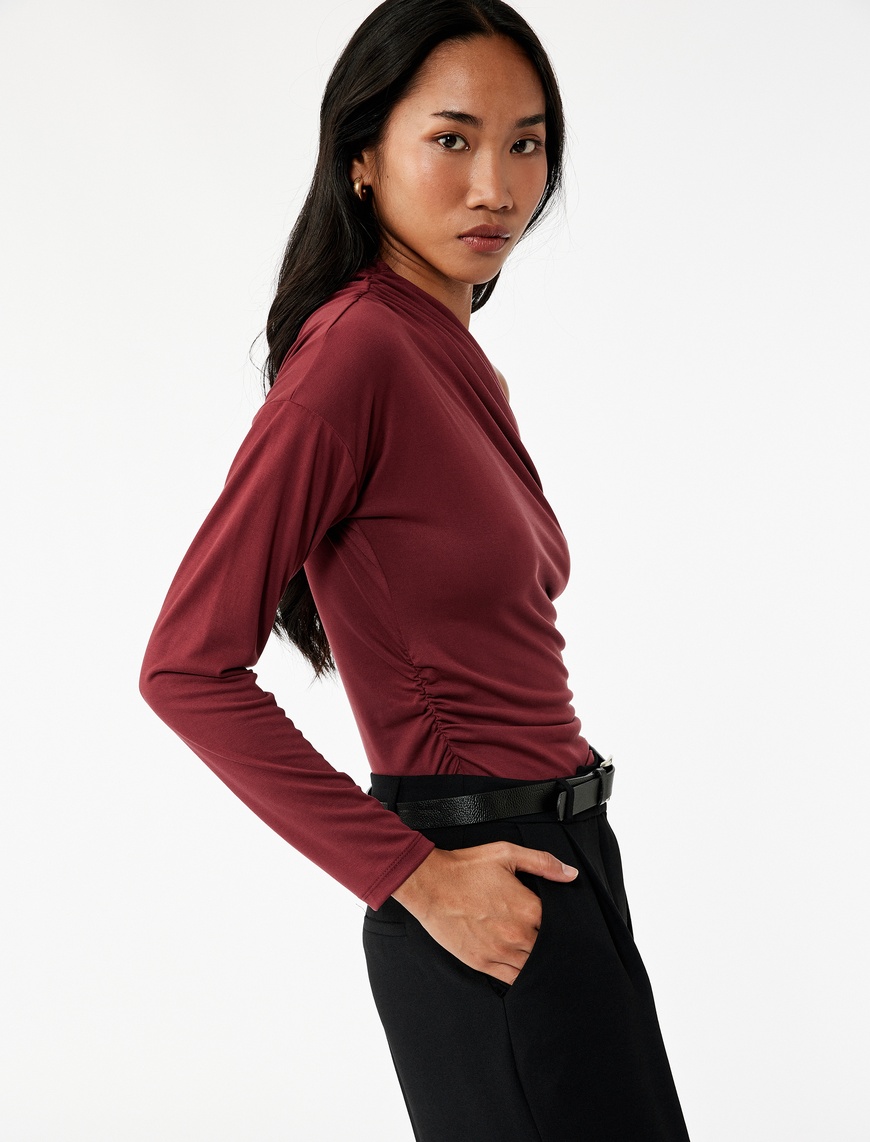   Modal Kumaş Slim Fit Drape Detaylı Asimetrik Yaka Uzun Kollu Tişört