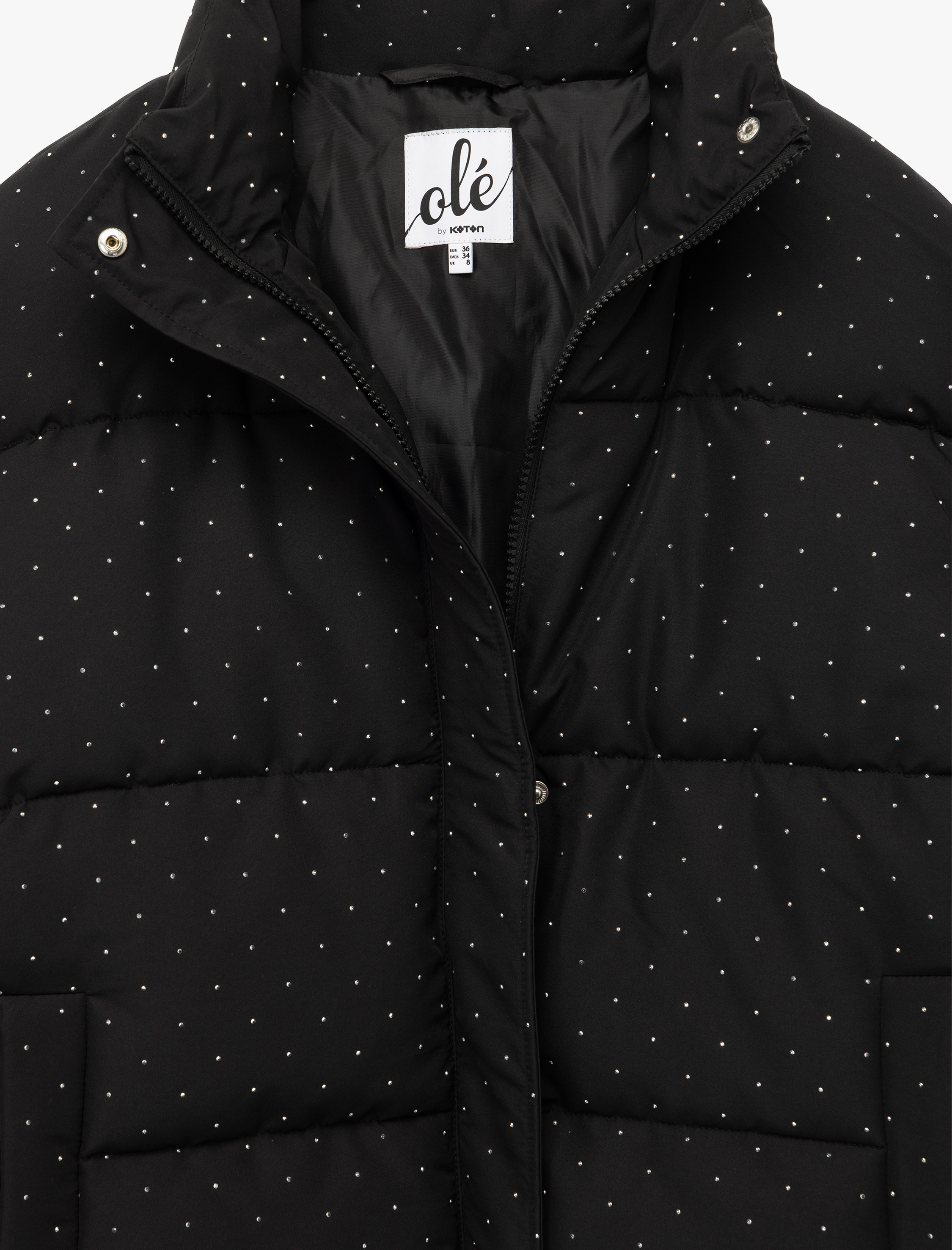 Dik Yaka Fermuarlı Cep Detaylı Taşlı Şişme Mont