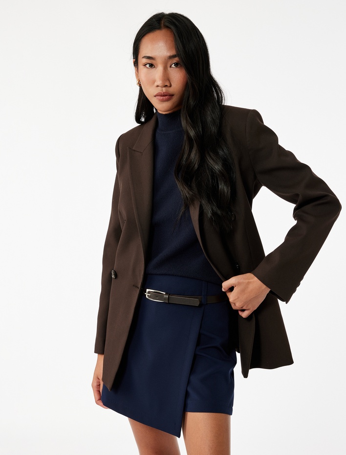  Slim Fit Kemerli Kruvaze Mini Şort Etek