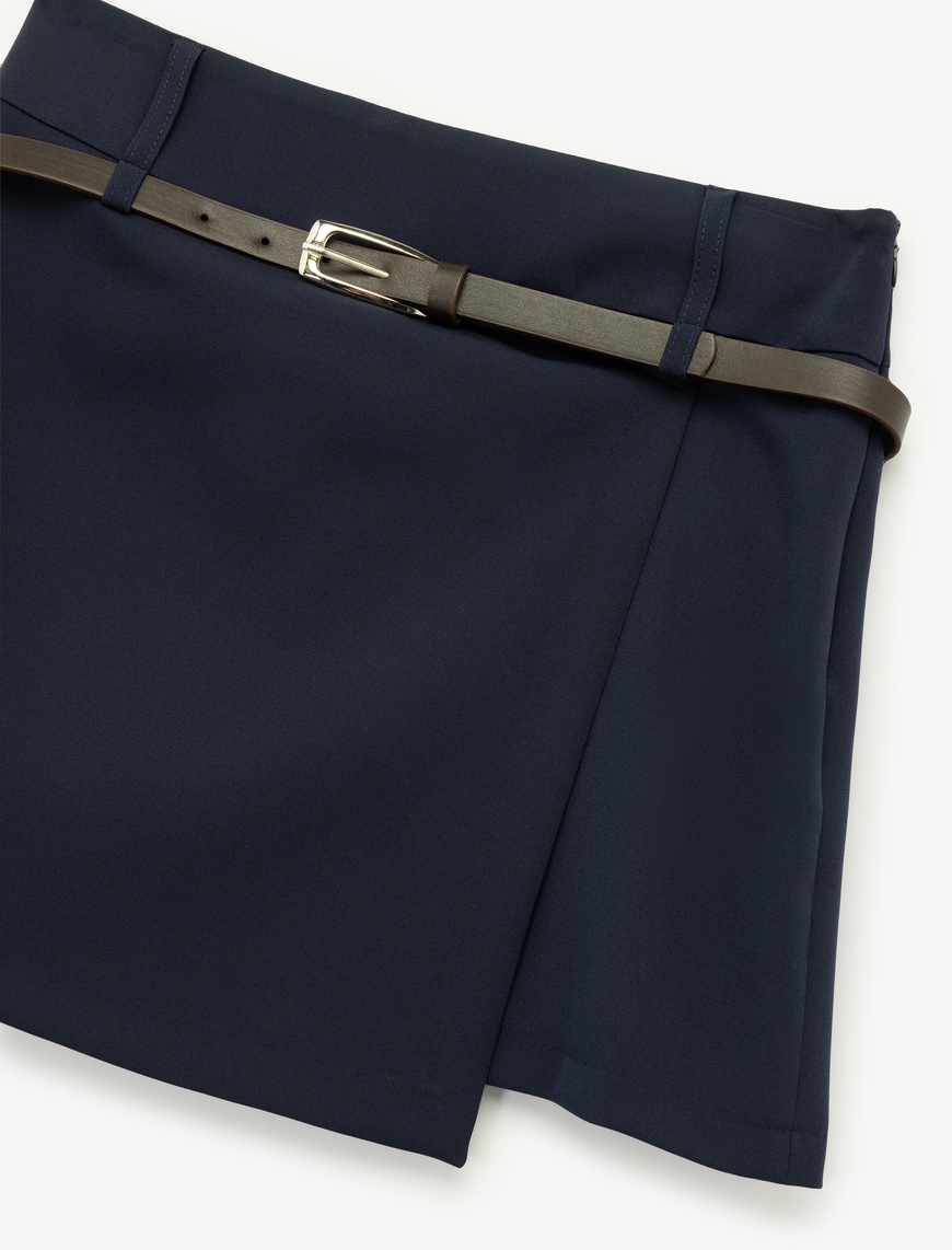   Slim Fit Kemerli Kruvaze Mini Şort Etek