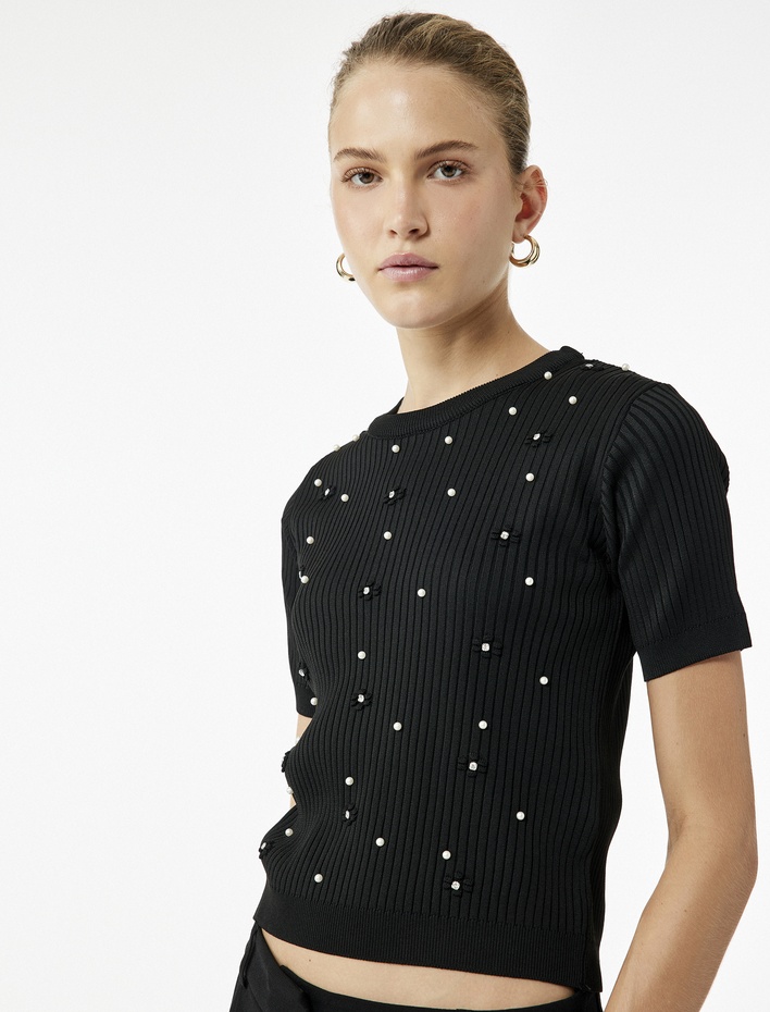  İnci İşlemeli Kısa Kollu Bisiklet Yaka Taşlı Triko Kazak