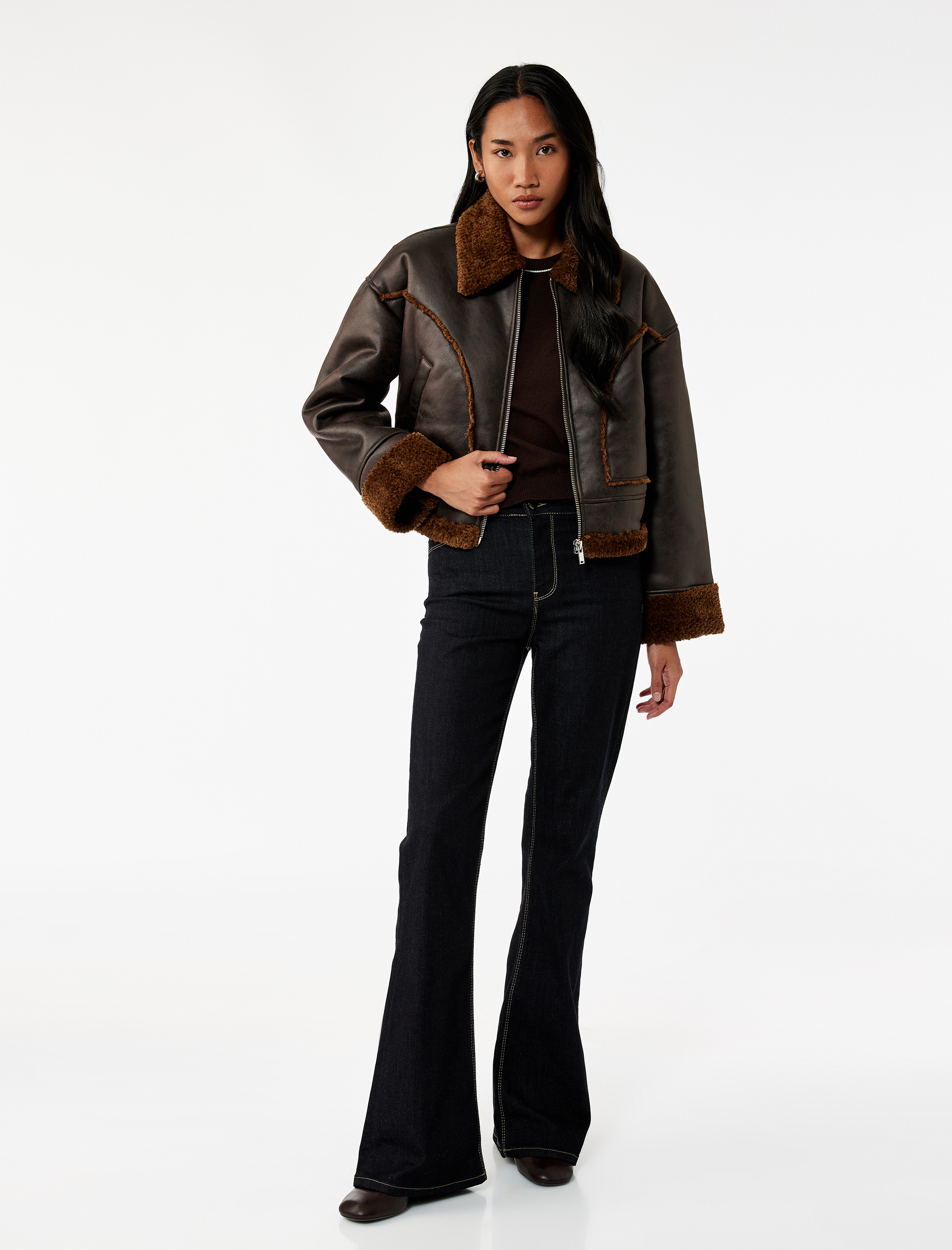 Uzun Kollu Cepli Fermuarlı Peluş Yaka Suni Süet Crop Biker Ceket