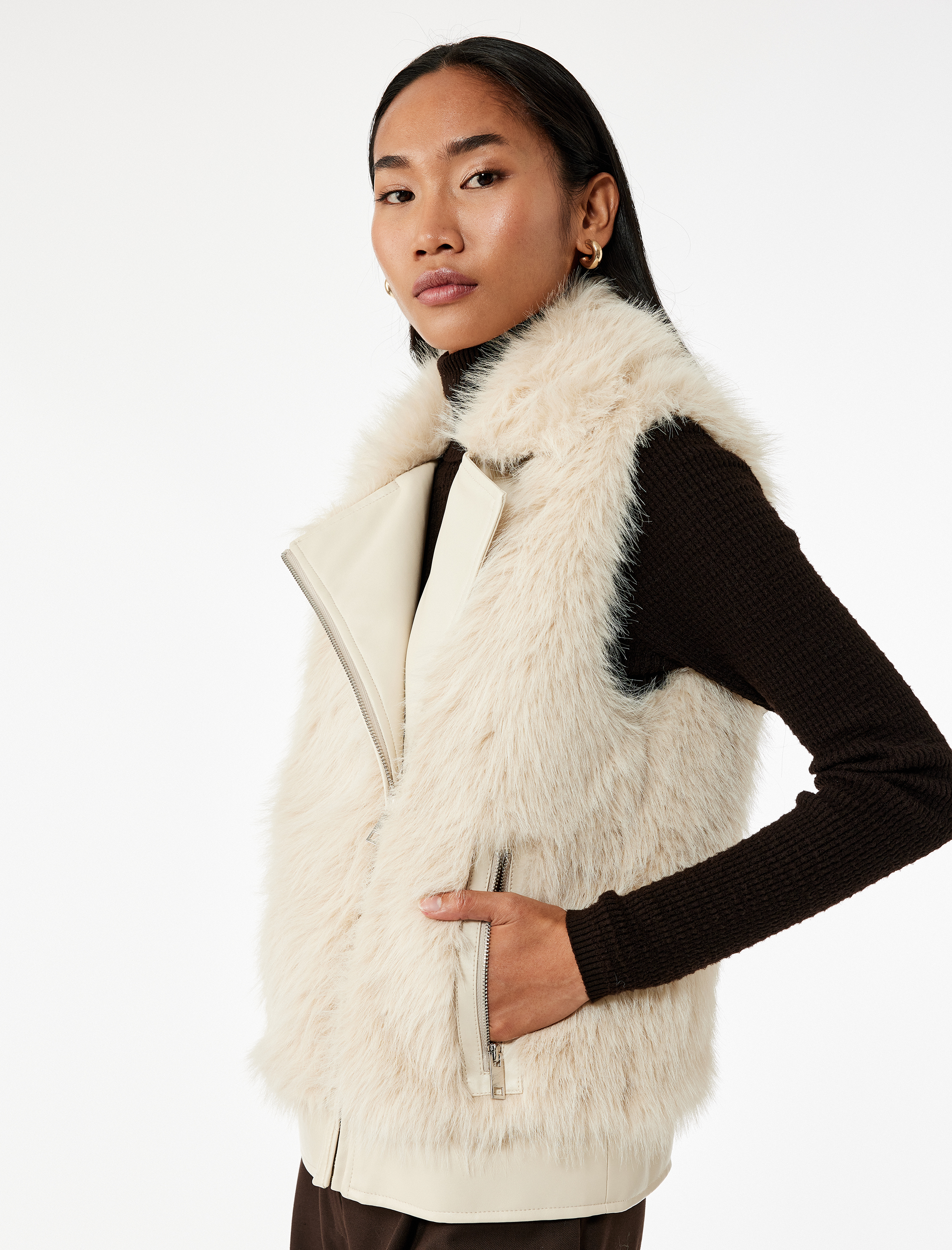   Kolsuz Fermuarlı Cepli Crop Suni Kürk Yelek